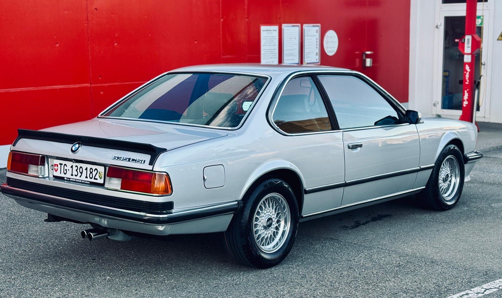 BMW 635csi-image-1