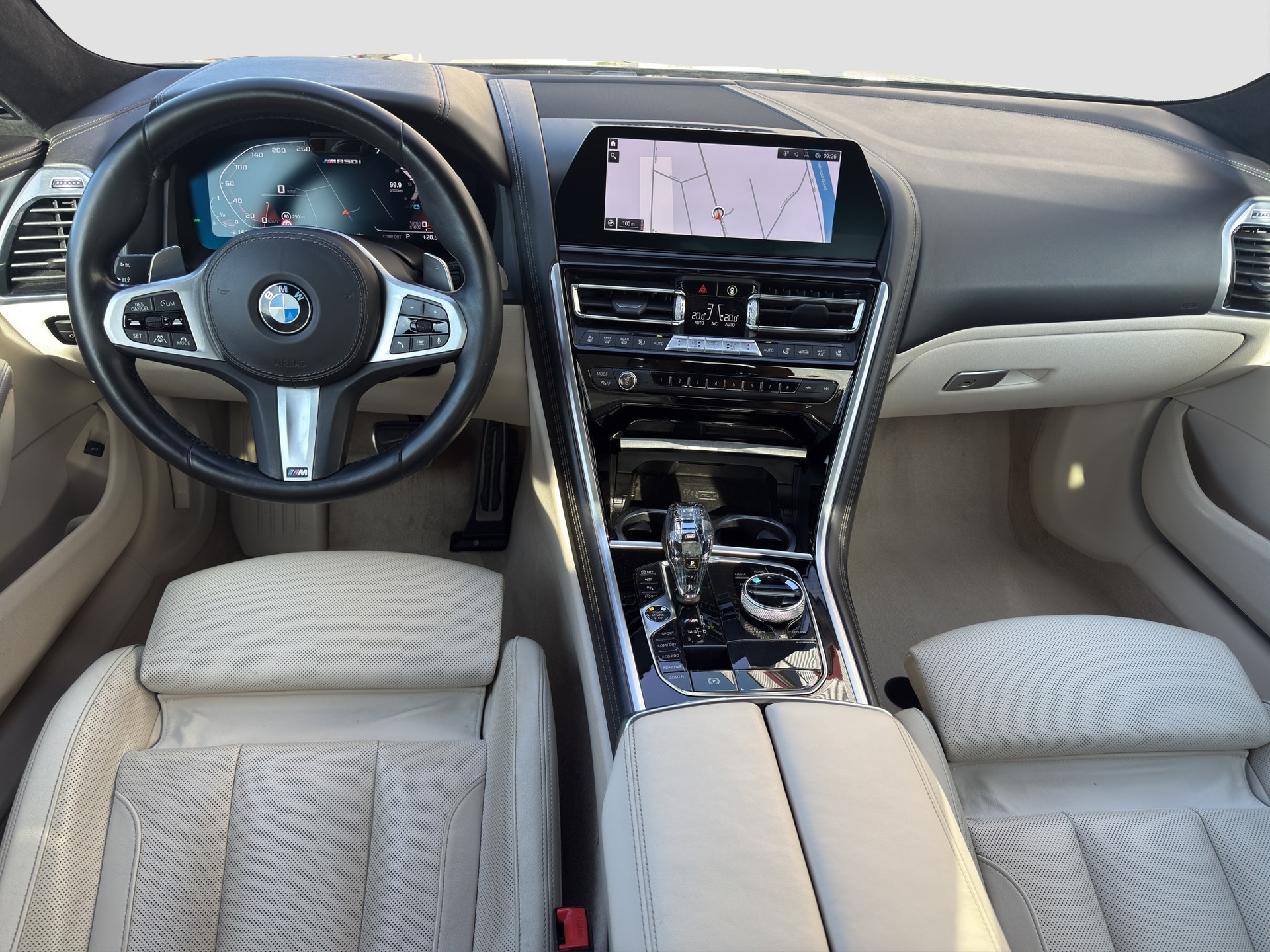 BMW M850i xDrive Steptronic-image-12