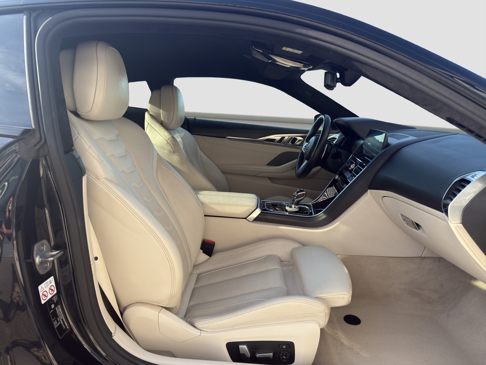 BMW M850i xDrive Steptronic-image-9