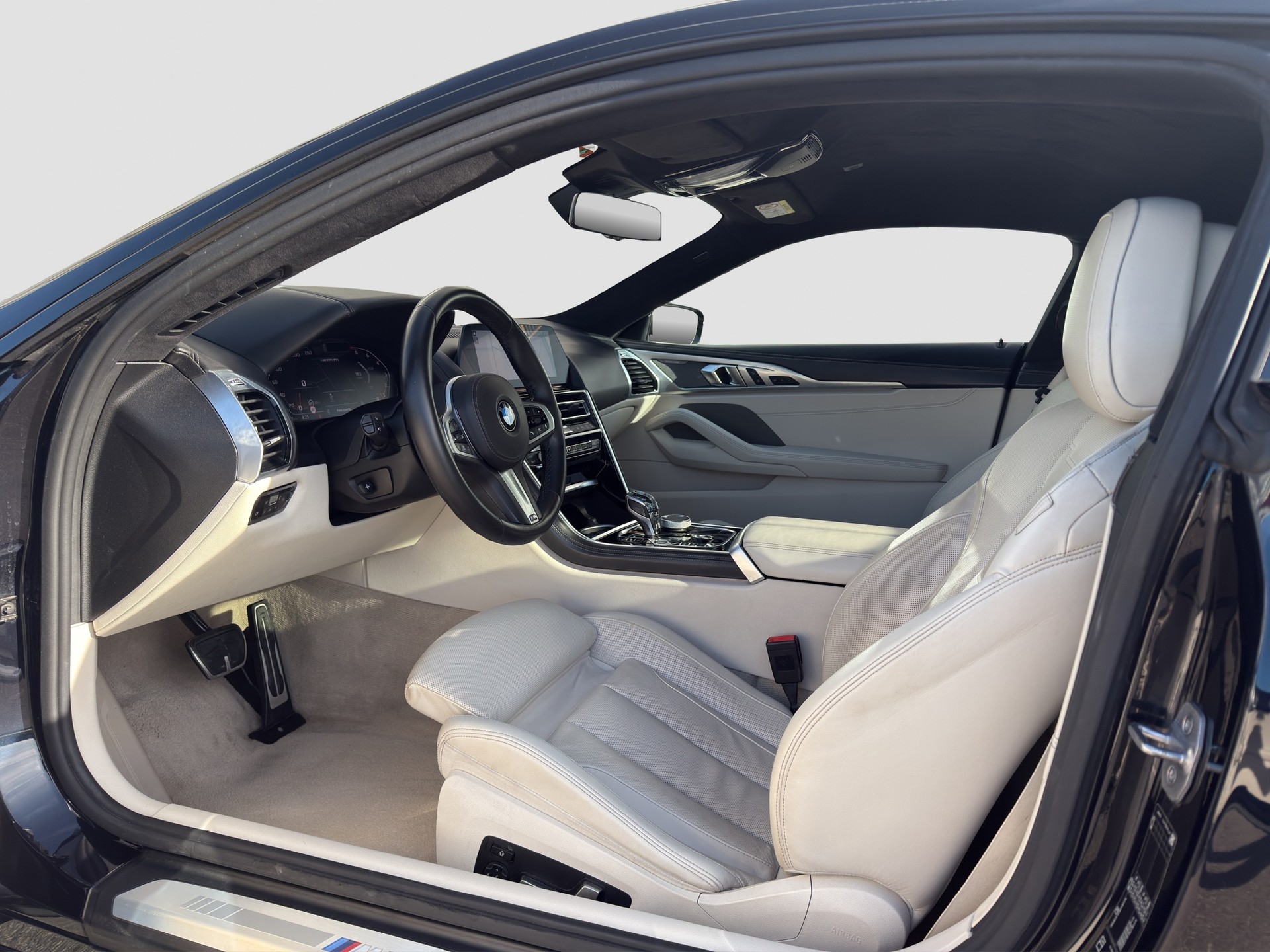 BMW M850i xDrive Steptronic-image-11