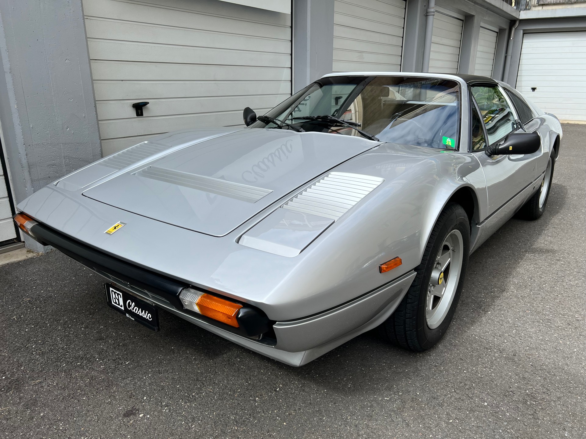 FERRARI 308 GTS 4V-image-11
