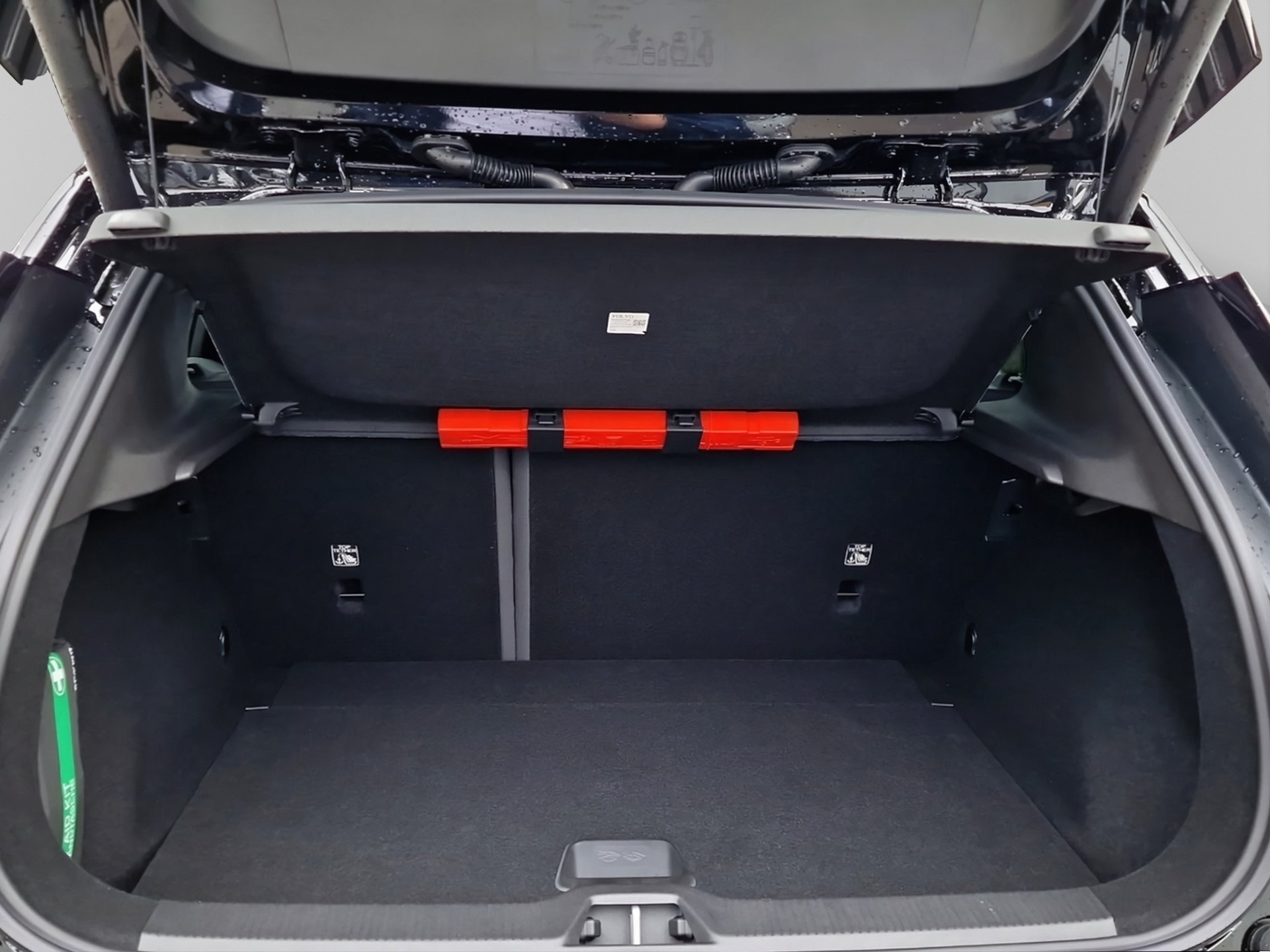 VOLVO EX30 E60 Twin Ultra Performance AWD-image-14