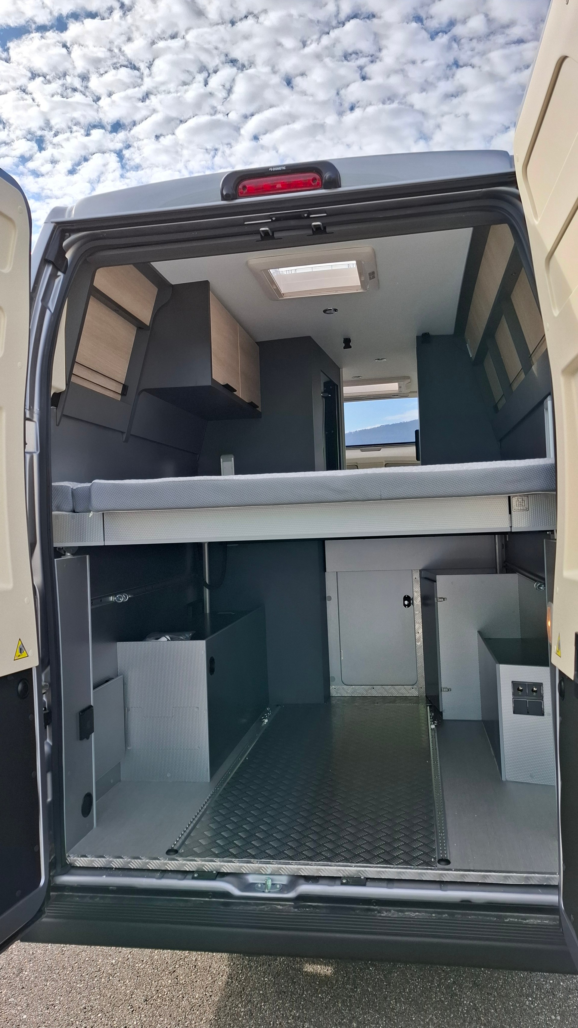 DREAMER Camper Sport Rider Edition-image-4