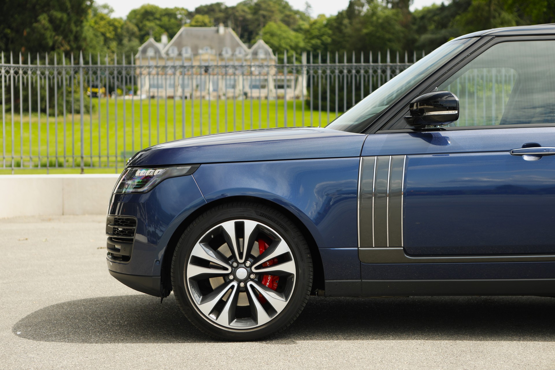 LAND ROVER Range Rover 5.0 V8 S/C SV Autobiography-image-1