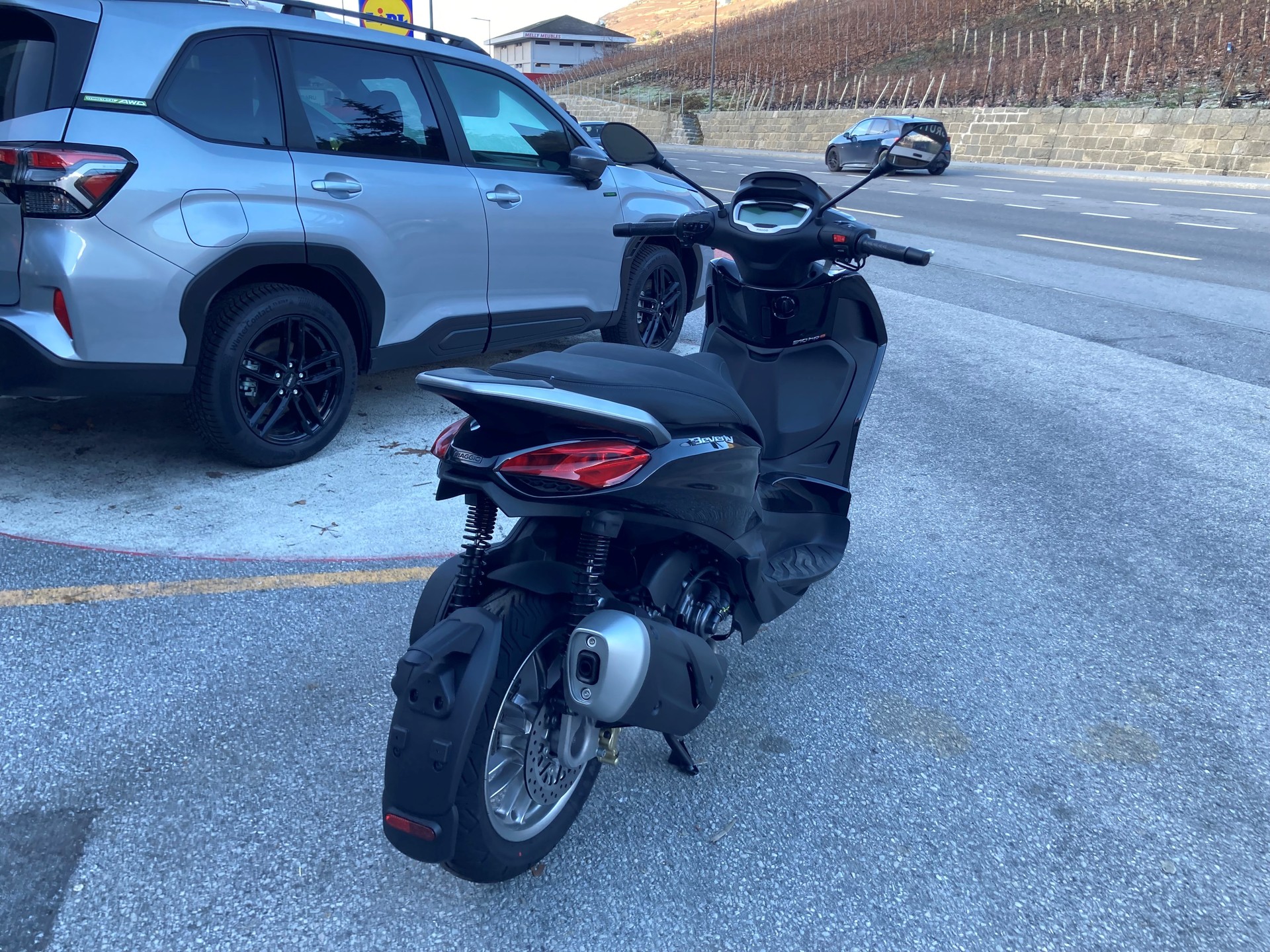 PIAGGIO Beverly 310 hpe E5+-image-1