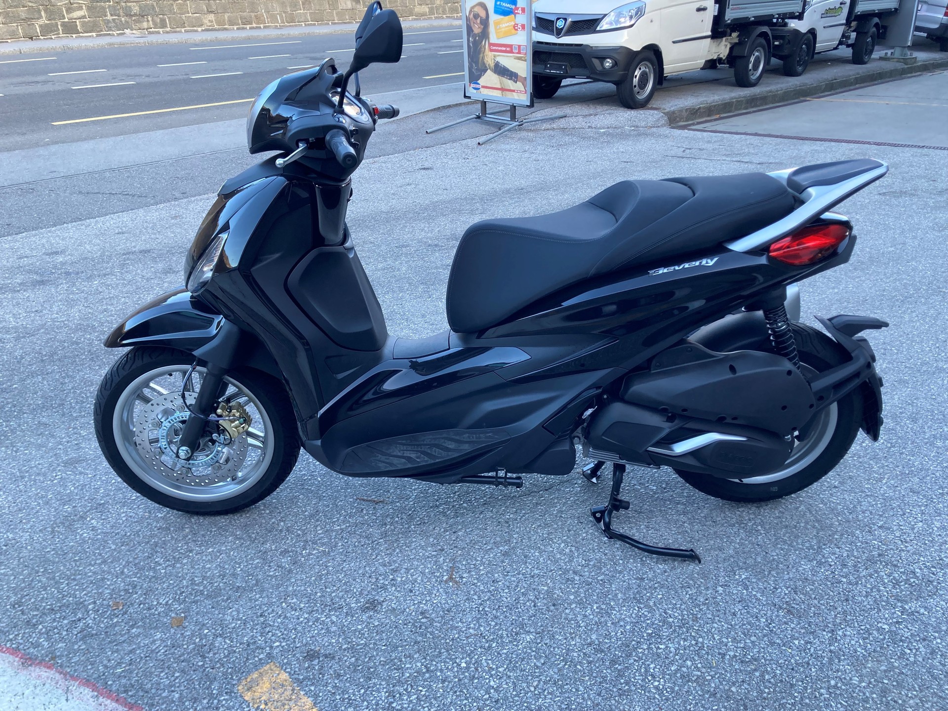 PIAGGIO Beverly 310 hpe E5+-image-3