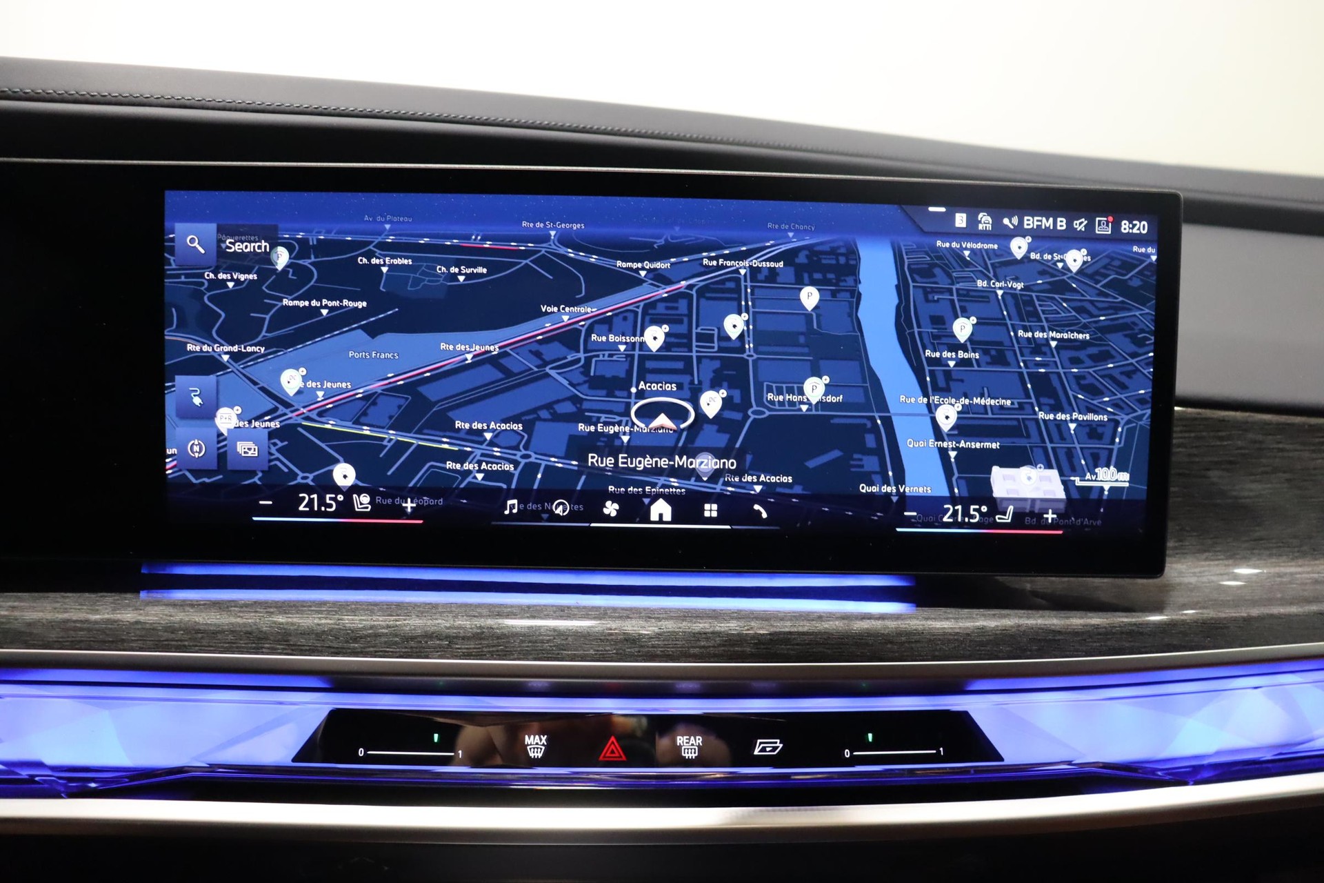 BMW i7 xDrive60-image-16