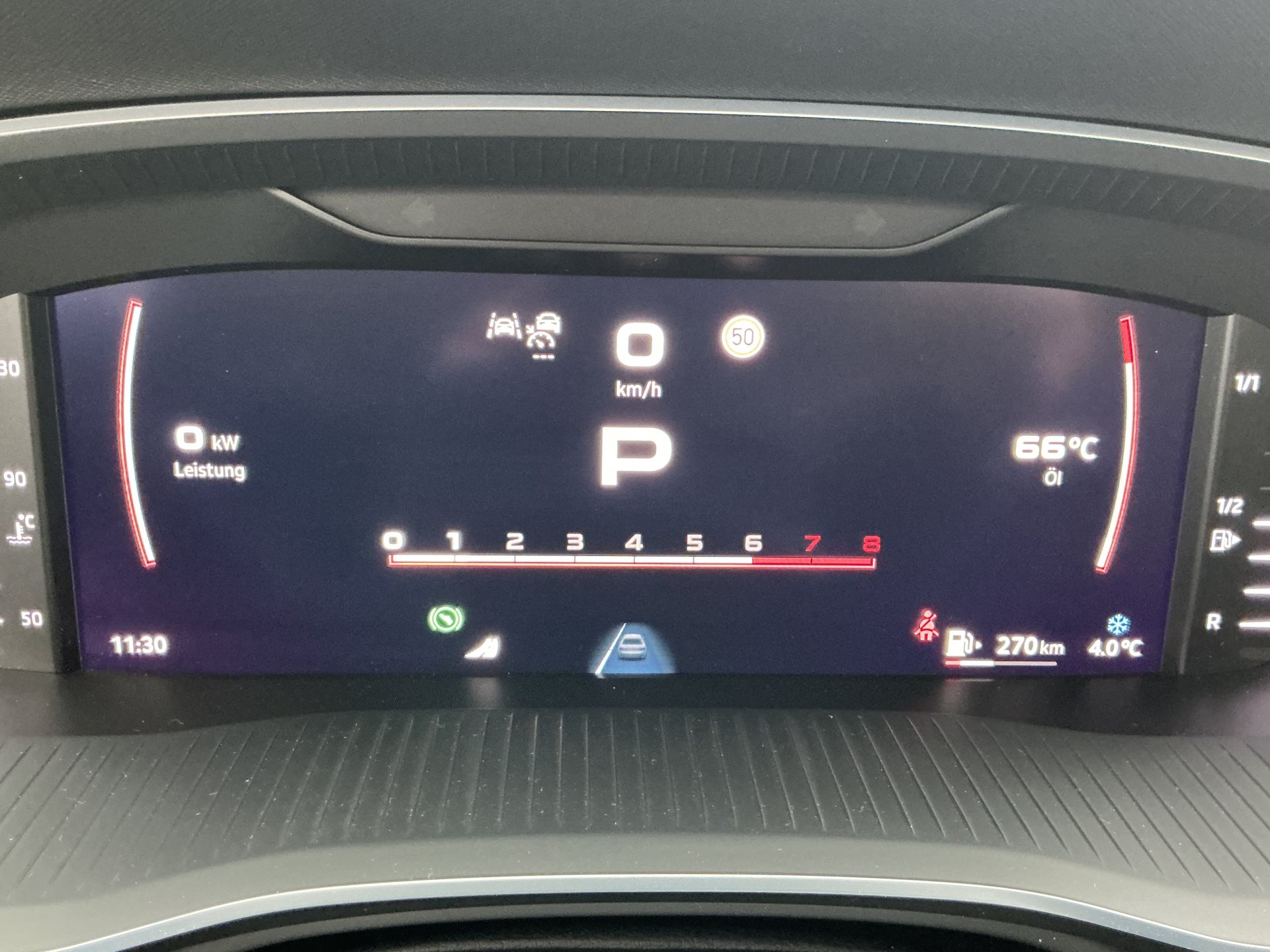 SKODA Octavia Combi 2.0 TSI 265 PS RS *** FACELIFT MODEL MIT ANHÄNGERKUPPLUNG ***-image-12