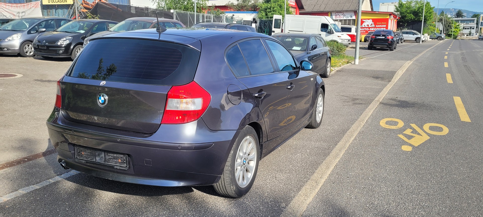 BMW 118i automatique-image-6
