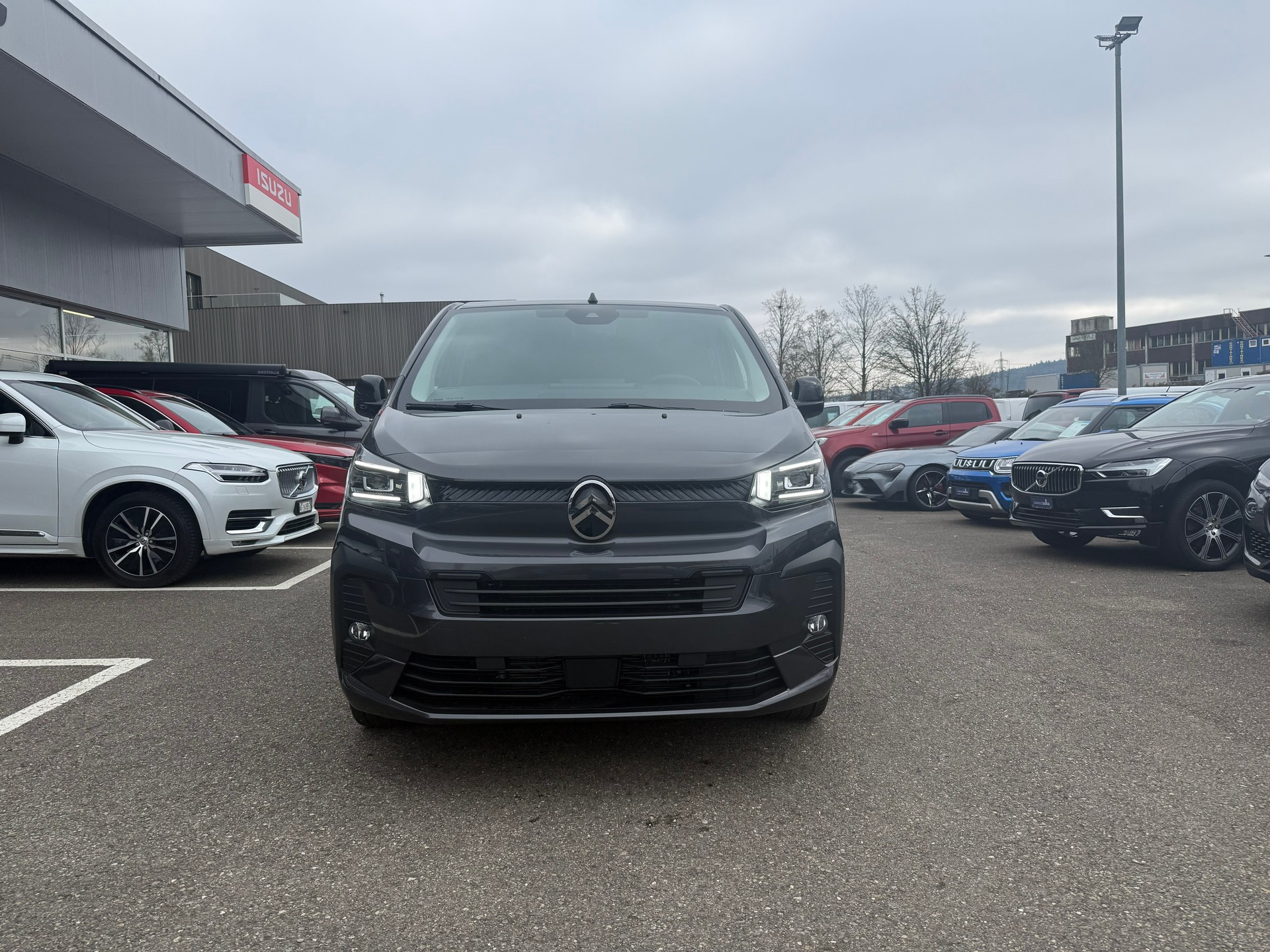 CITROEN Jumpy 2.0 BlueHDi 180 PS XL EAT8 6 Plätze-showroom-element-2