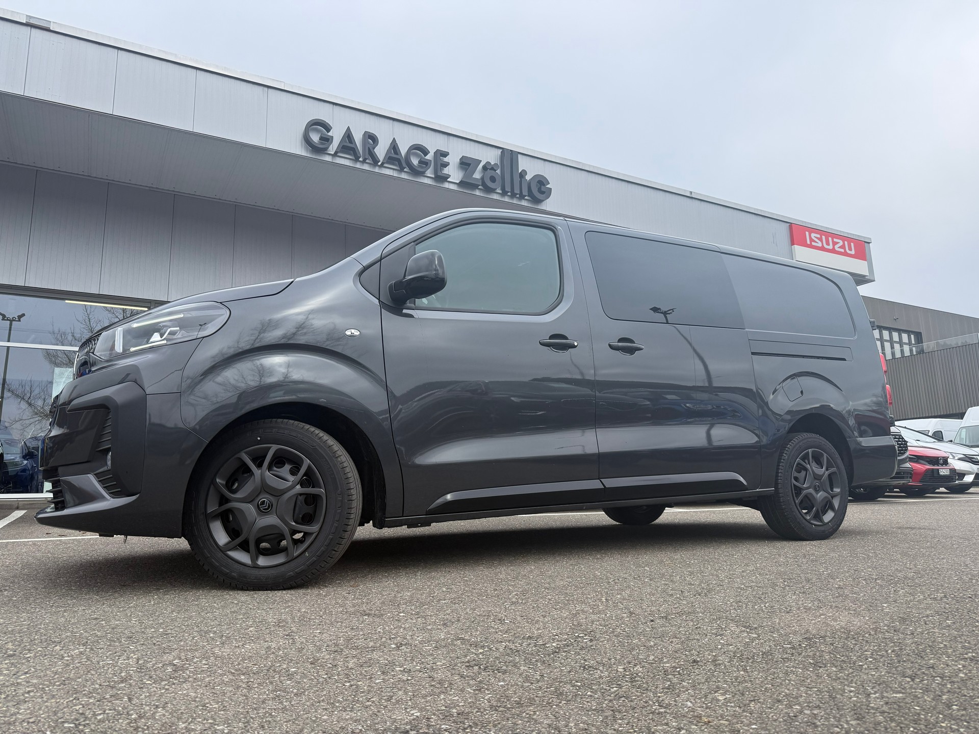 CITROEN Jumpy 2.0 BlueHDi 180 PS XL EAT8 6 Plätze-showroom-element-1