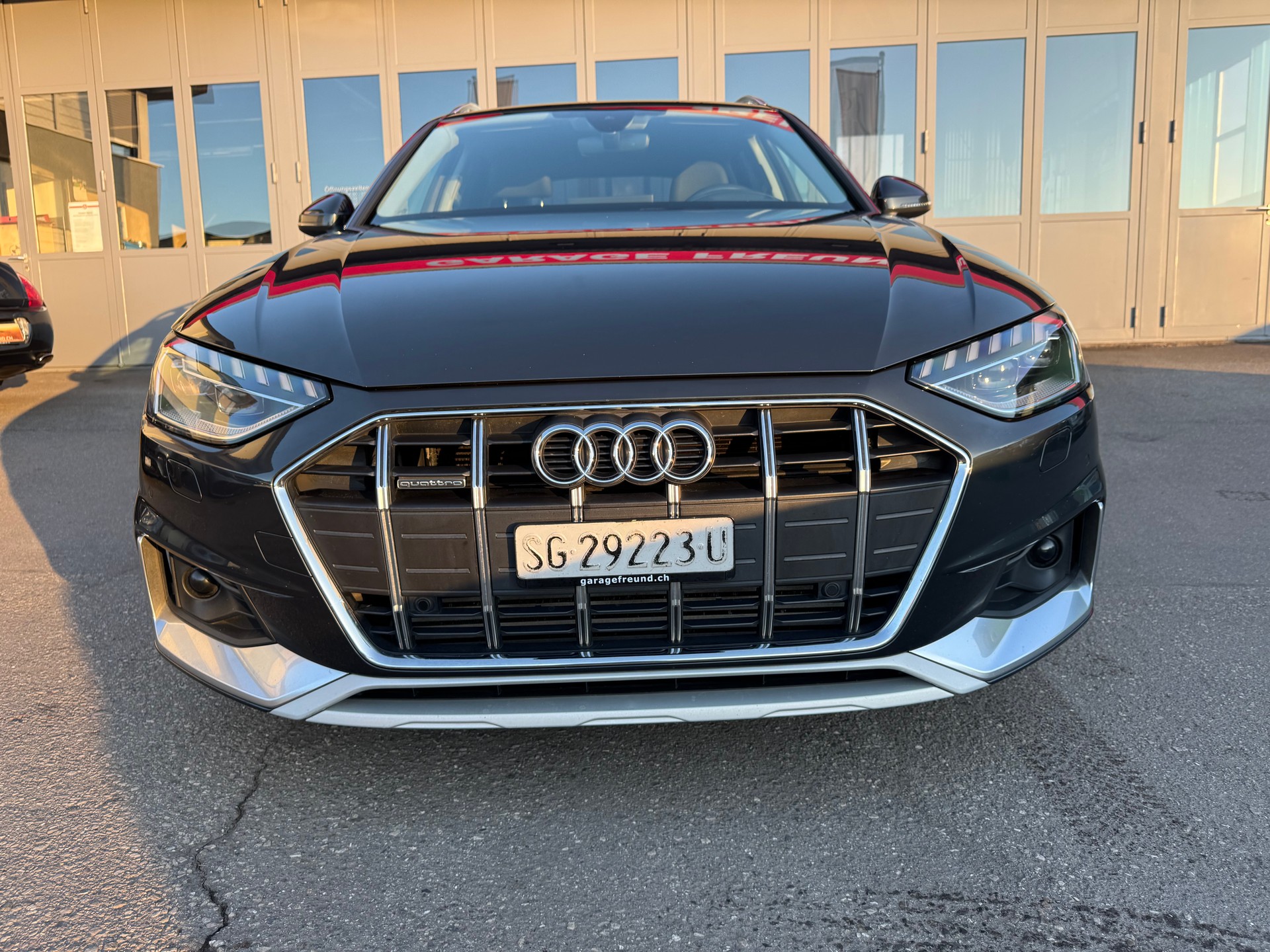 AUDI A4 allroad 45 TDI quattro tiptronic-image-2