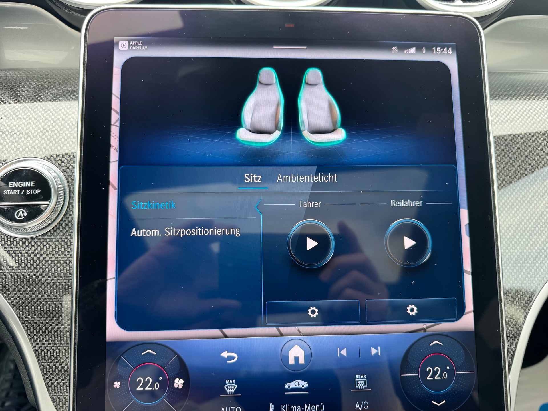 MERCEDES-BENZ GLC 220 d AMG Line 4Matic 9G-Tronic-image-20