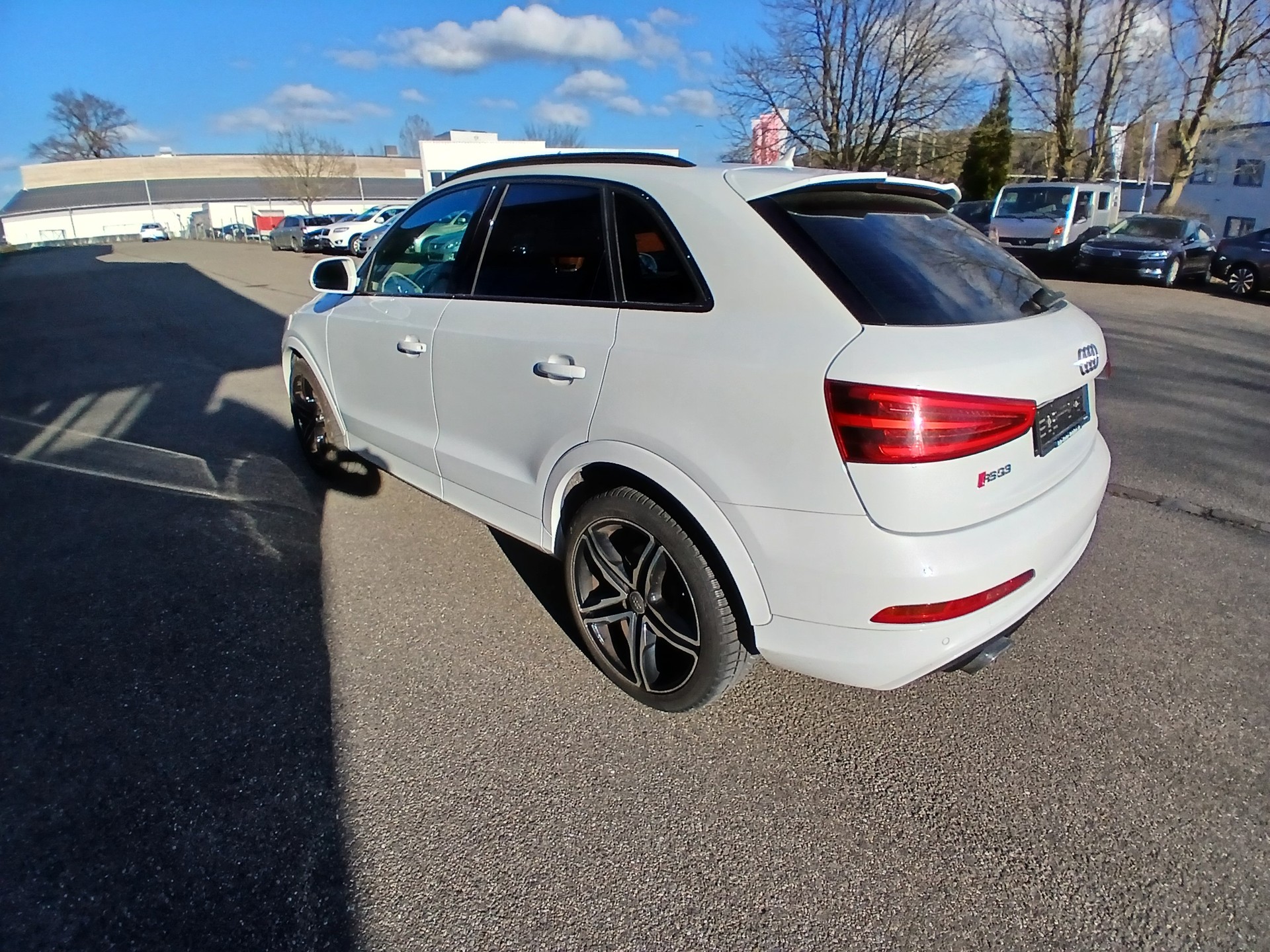 AUDI RS Q3 2.5 TFSI quattro S-tronic-image-2
