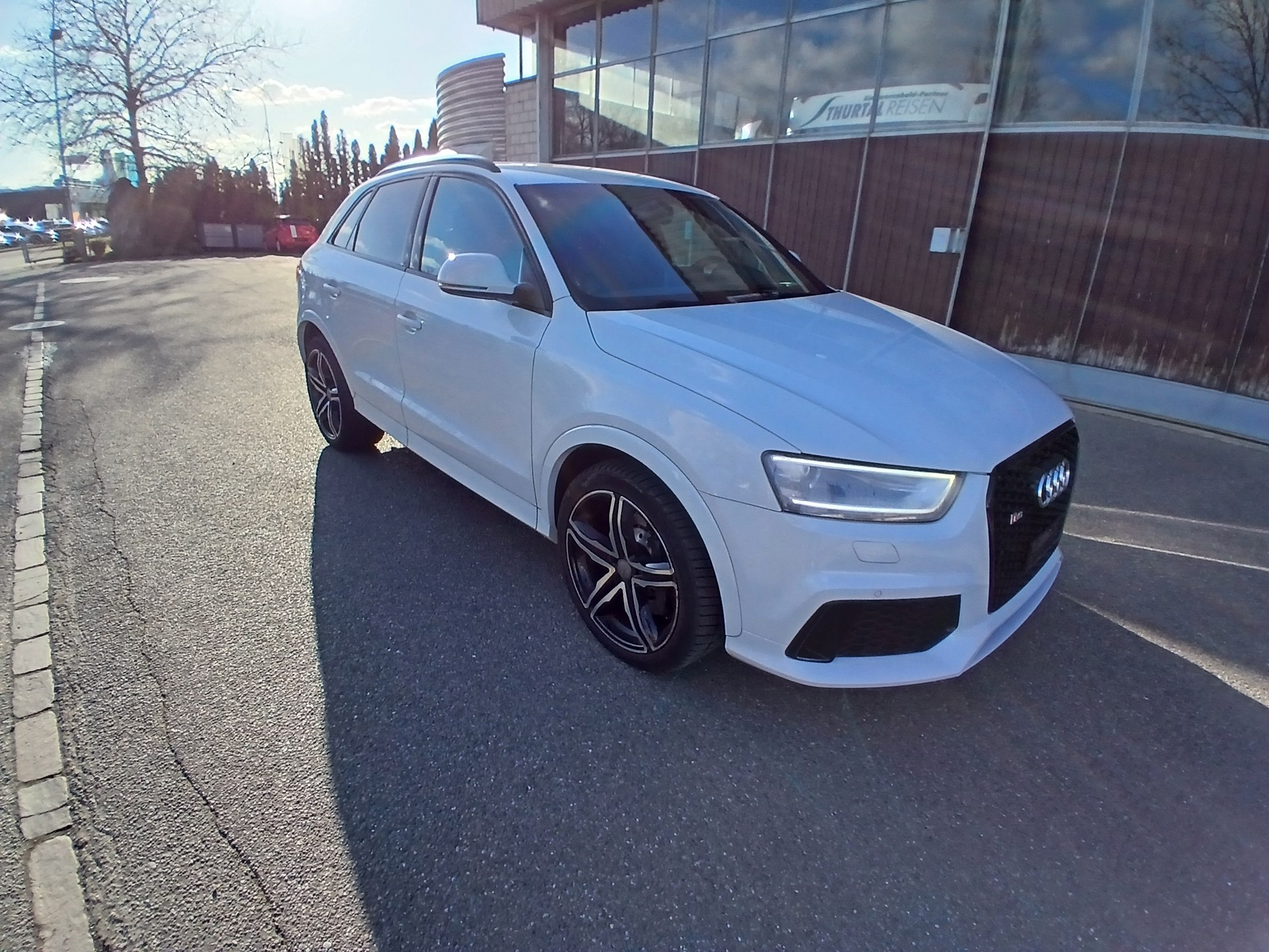 AUDI RS Q3 2.5 TFSI quattro S-tronic-image-6