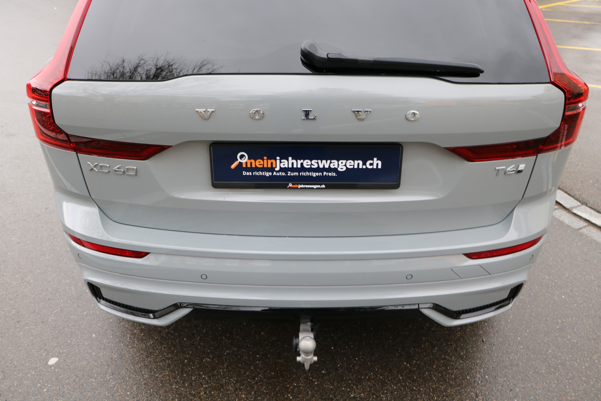 VOLVO XC60 T6 eAWD PluginHybrid Plus Dark Geartronic-image-7