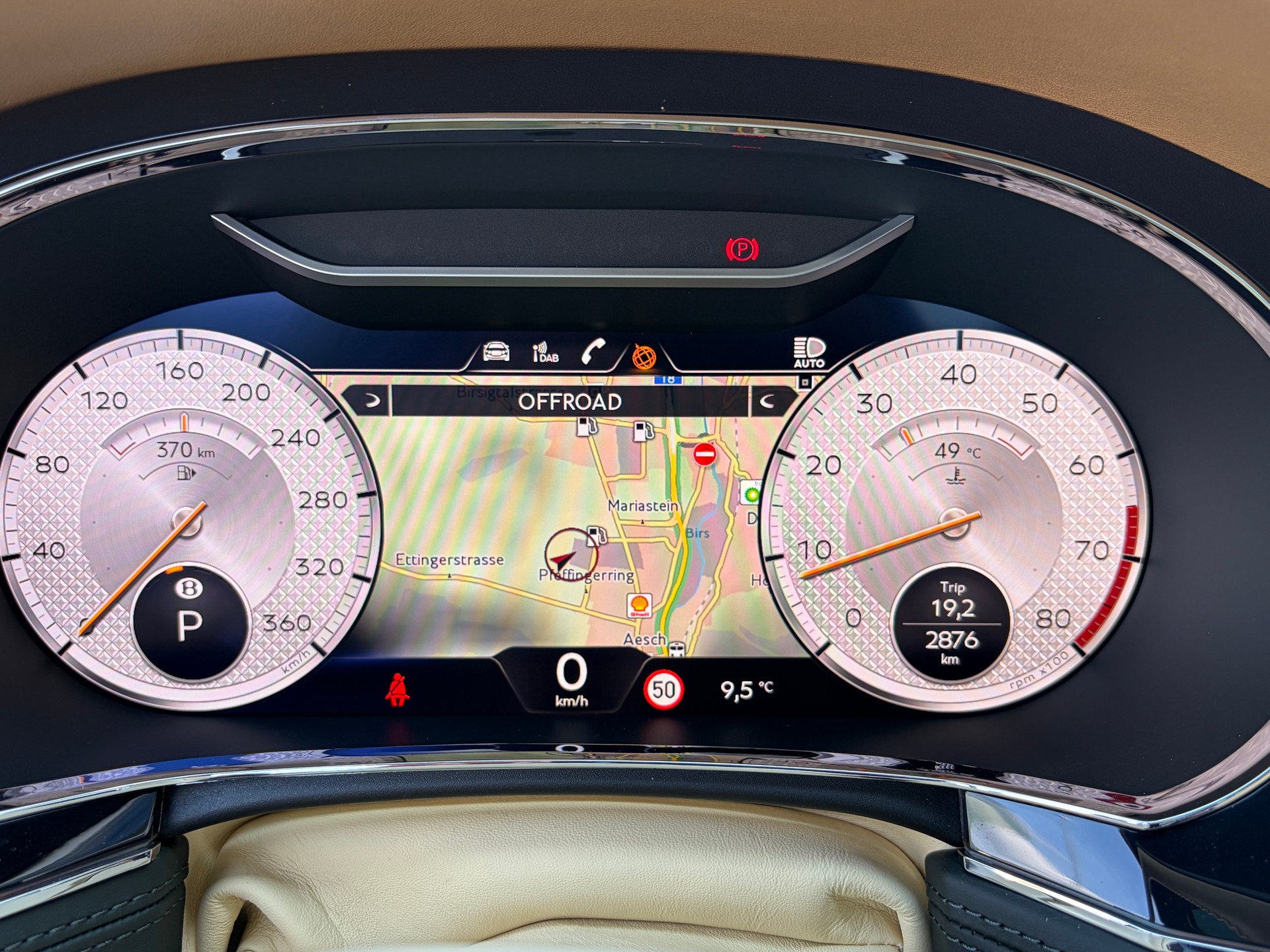 BENTLEY Continental GT 4.0 V8 Mulliner-image-9