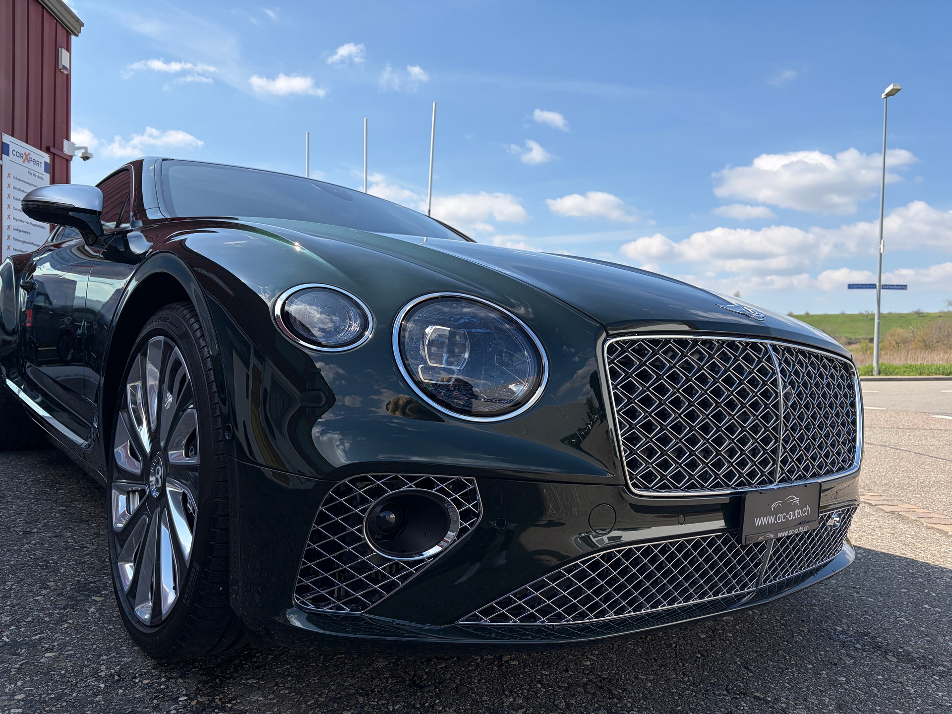 BENTLEY Continental GT 4.0 V8 Mulliner-image-6