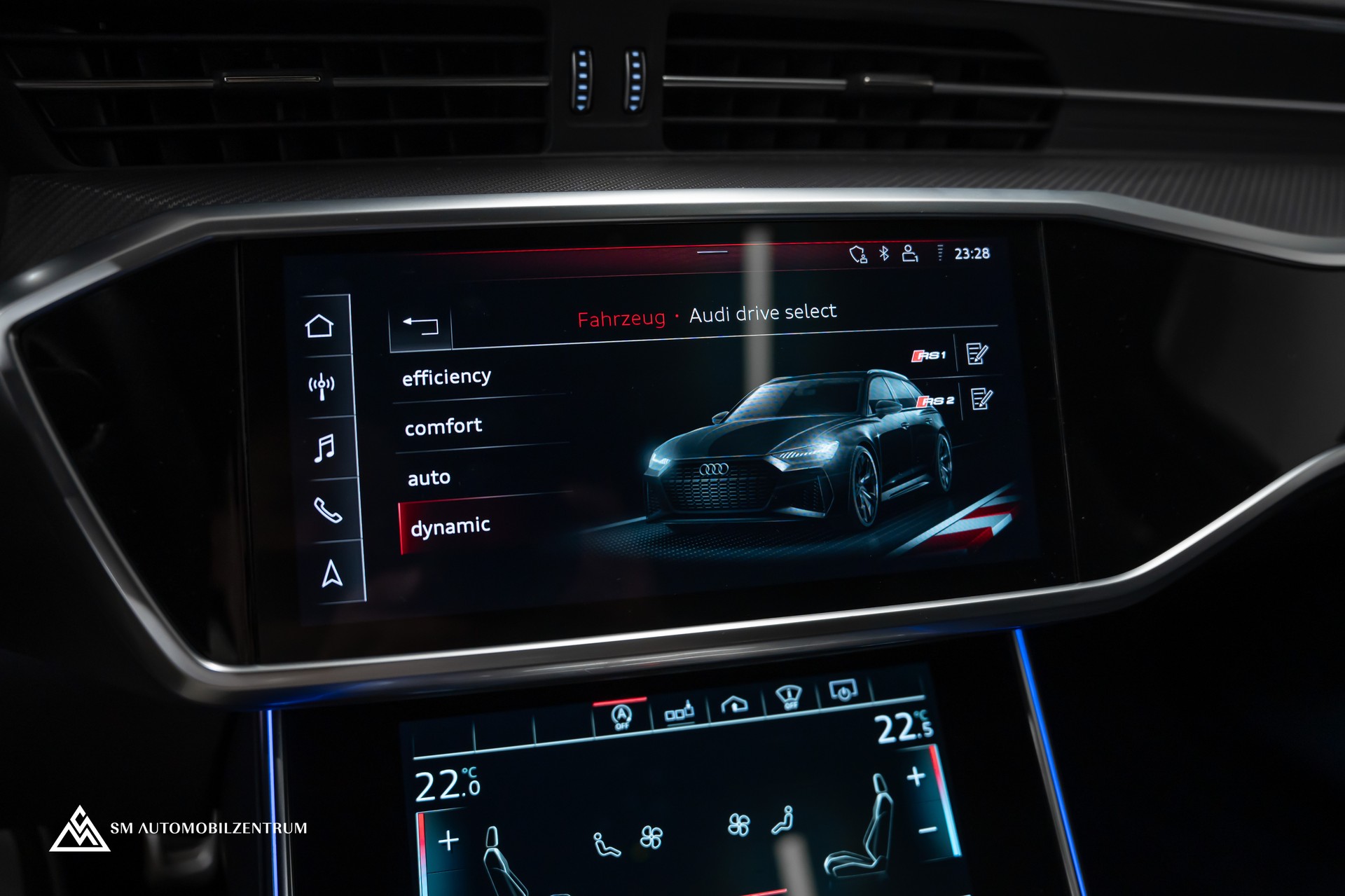 AUDI RS6 Avant 4.0 V8 TFSI quattro T-Tronic / ABT / Panorama / Head-Up / 360°-image-35