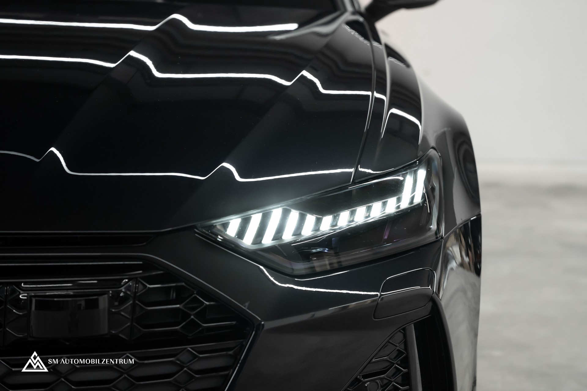 AUDI RS6 Avant 4.0 V8 TFSI quattro T-Tronic / ABT / Panorama / Head-Up / 360°-showroom-element-2