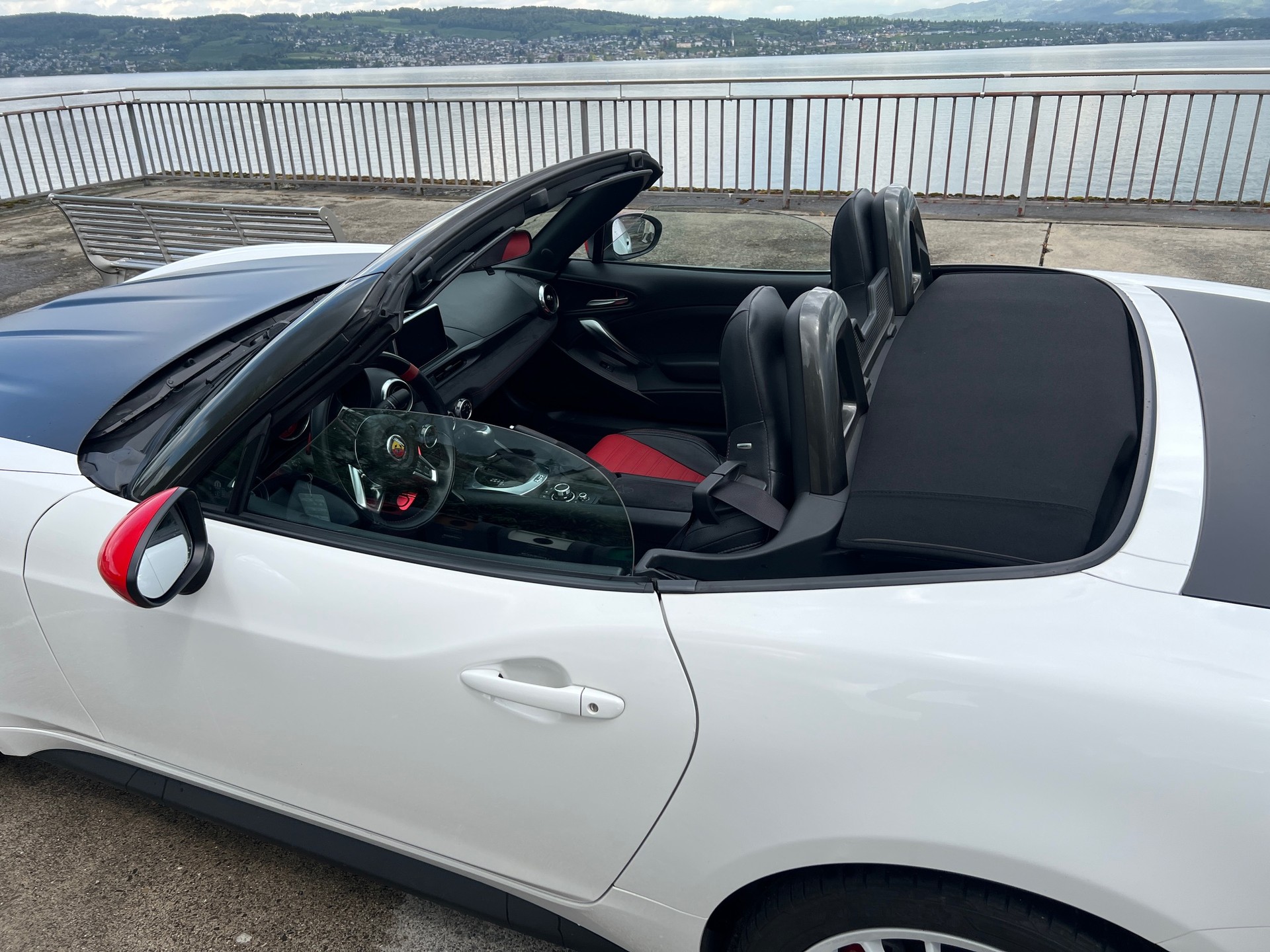 FIAT 124 Spider 1.4 TB Abarth Automatic-image-3
