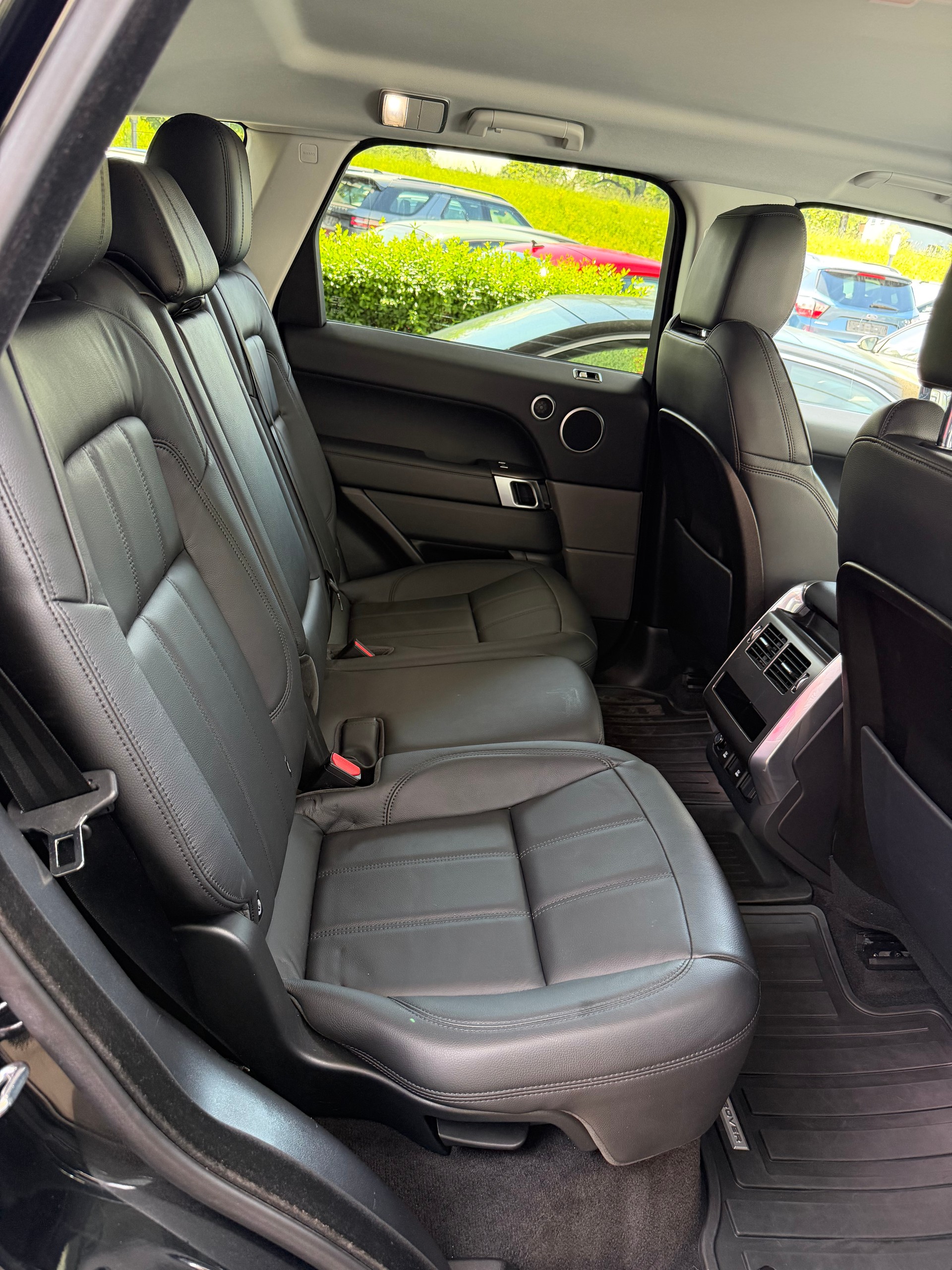 LAND ROVER Range Rover Sport 3.0 SDV6 S Automatic-image-14