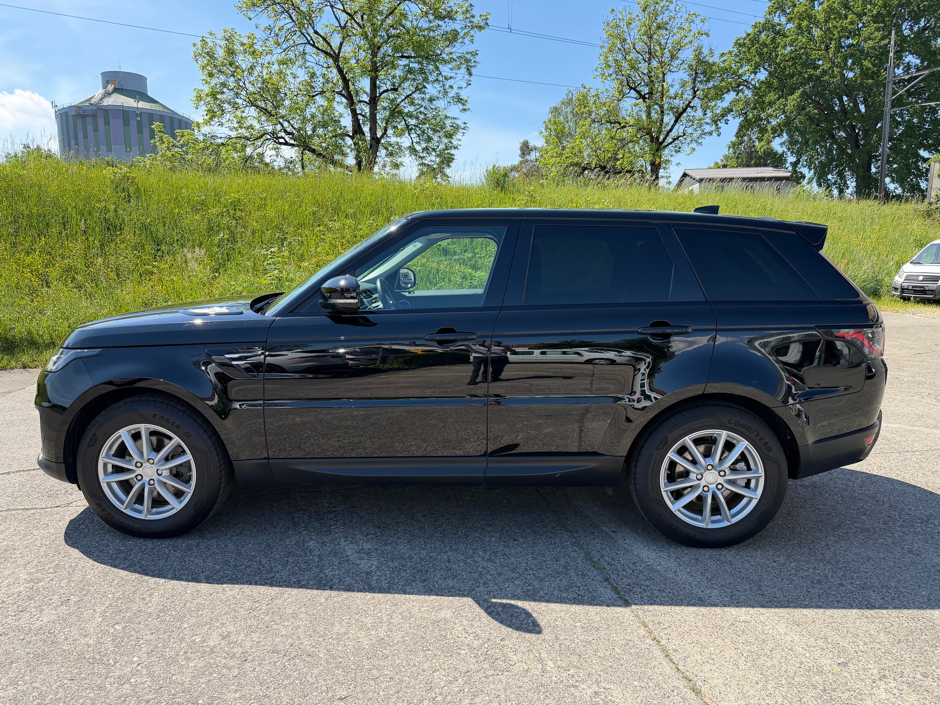 LAND ROVER Range Rover Sport 3.0 SDV6 S Automatic-showroom-element-1