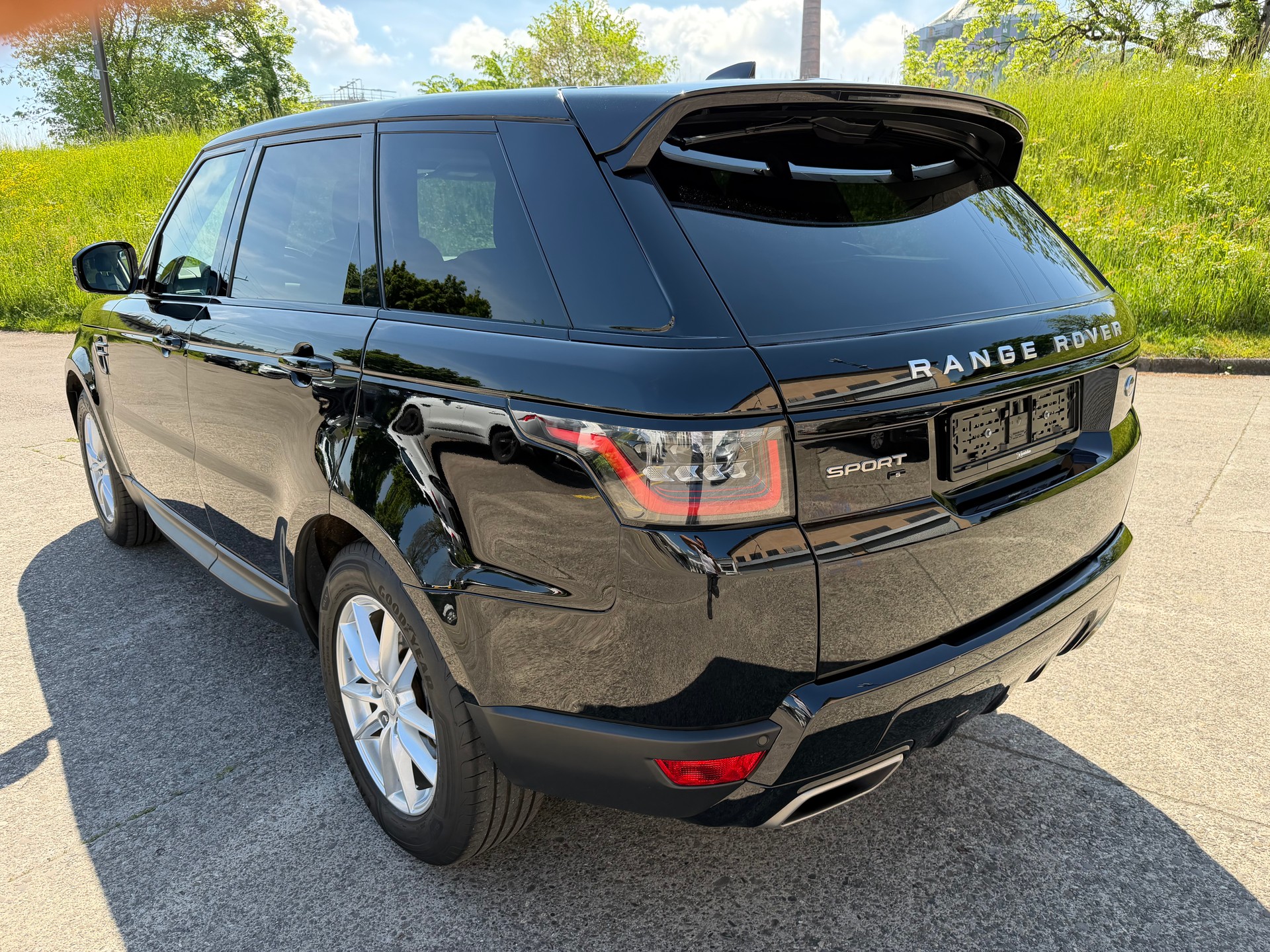 LAND ROVER Range Rover Sport 3.0 SDV6 S Automatic-showroom-element-2