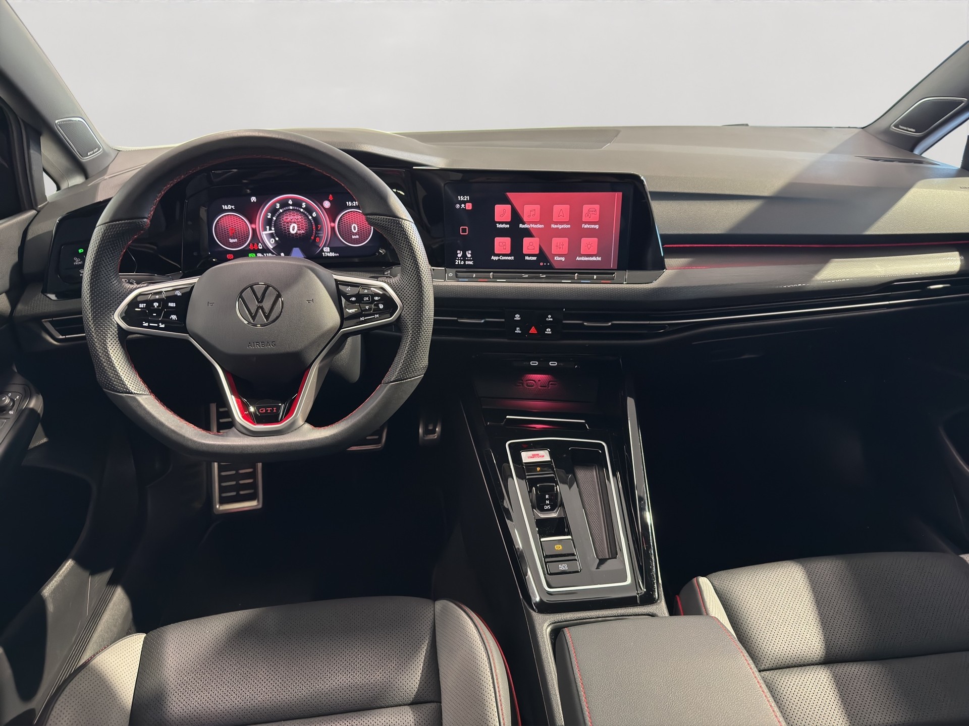 VW Golf 2.0 TSI GTI Clubsport DSG-image-6