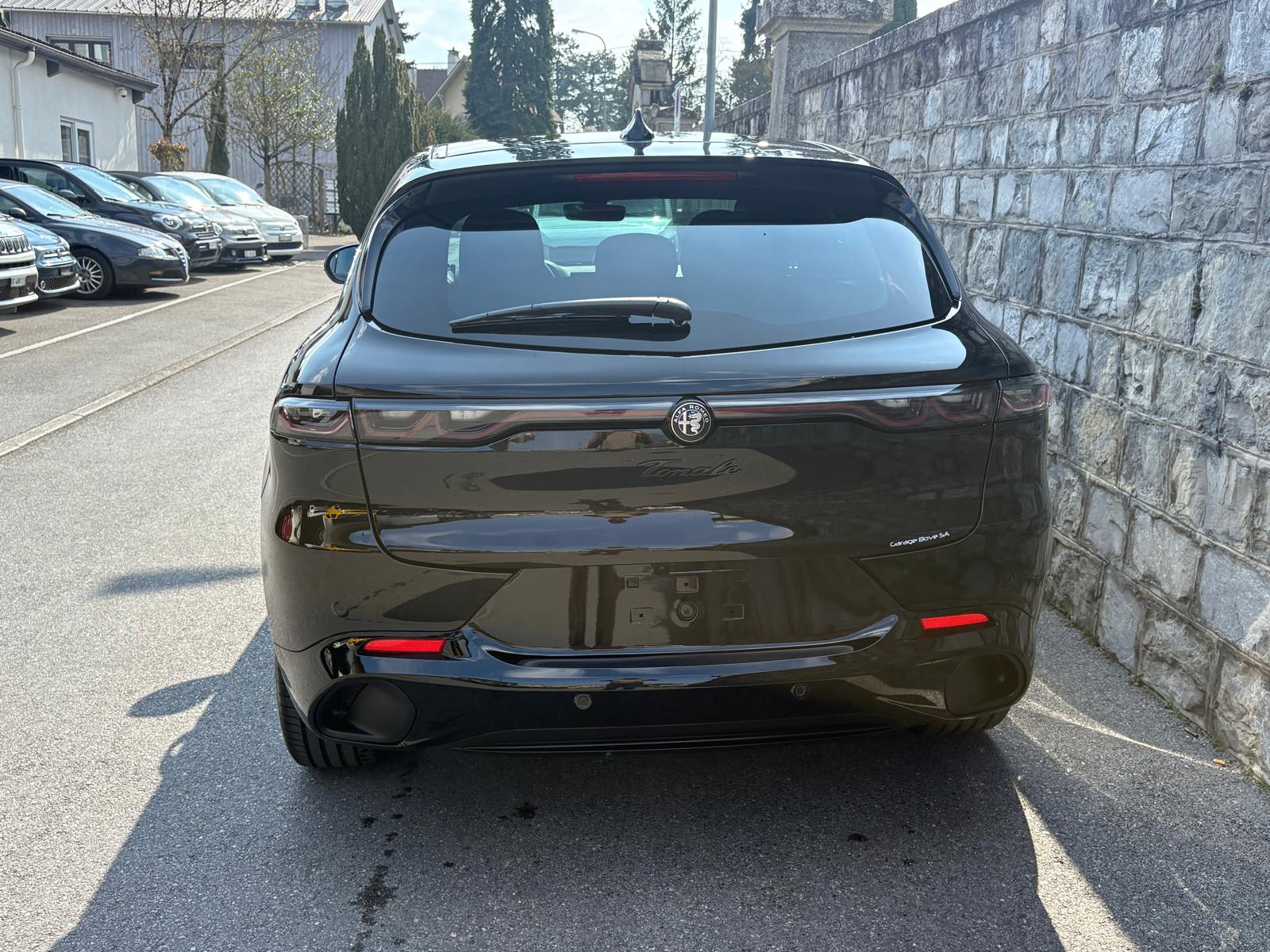 ALFA ROMEO Tonale 1.5 Hybrid Veloce-showroom-element-3