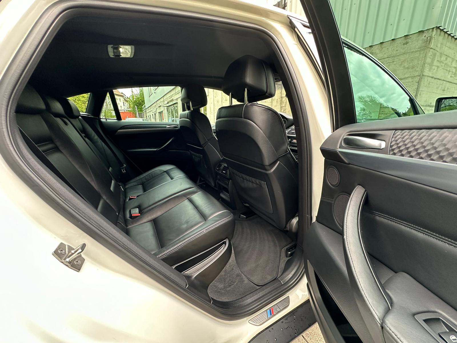 BMW X6 xDrive 40d Steptronic M-Sport-image-14