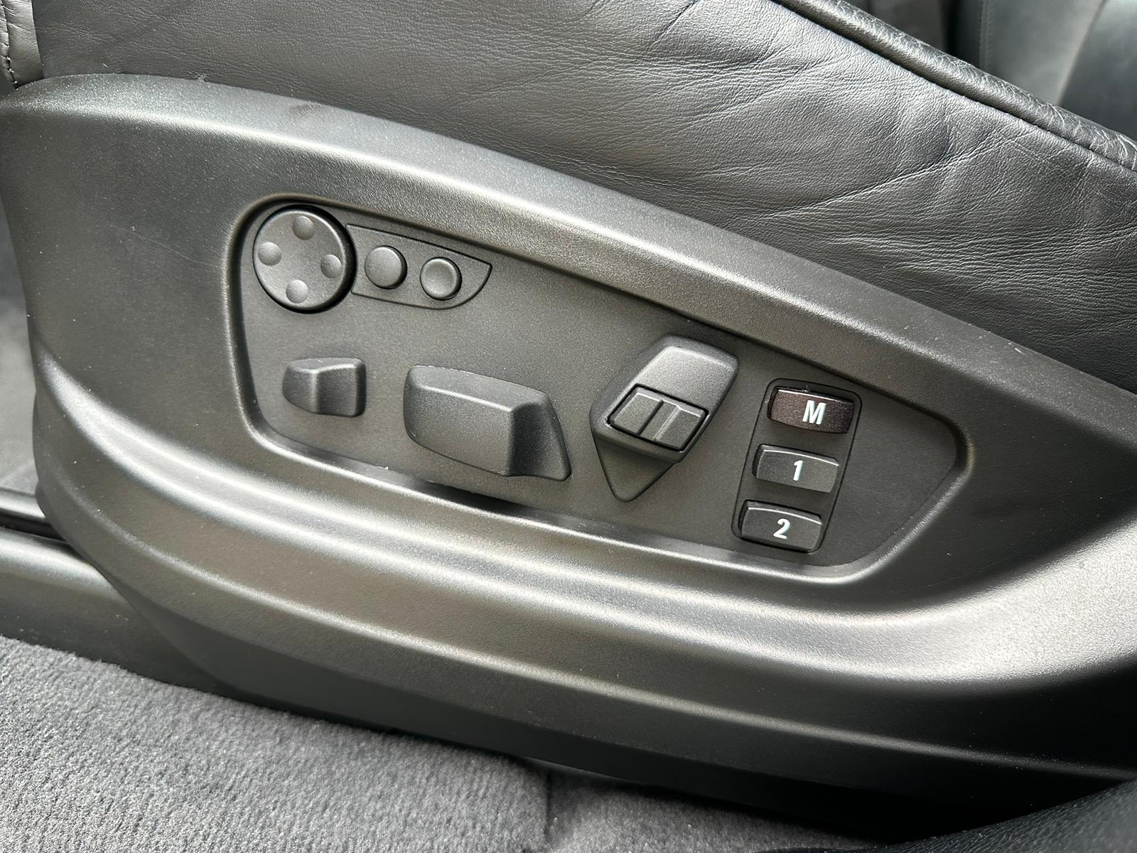 BMW X6 xDrive 40d Steptronic M-Sport-image-9