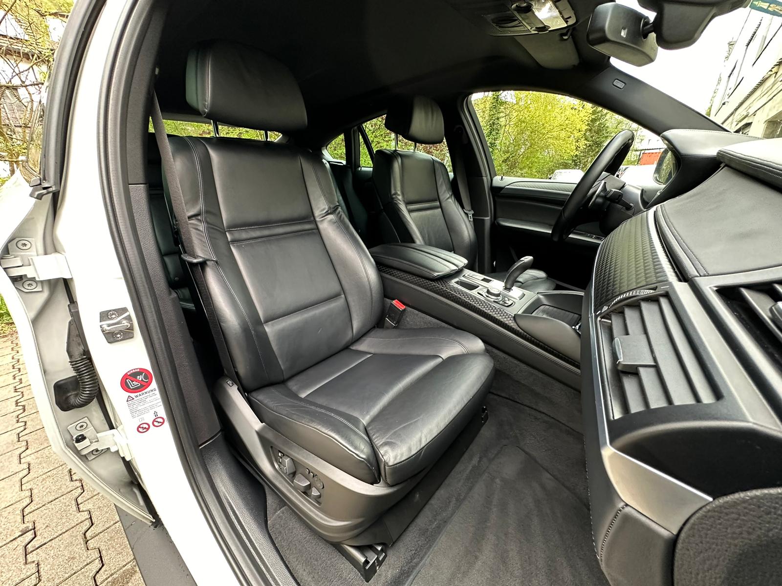 BMW X6 xDrive 40d Steptronic M-Sport-image-17