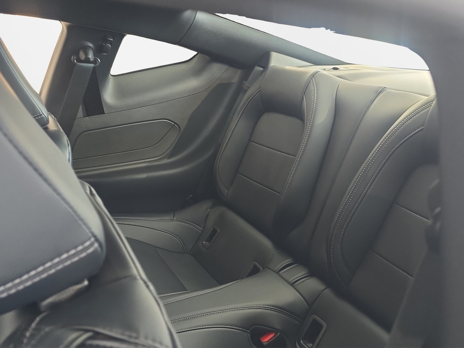 FORD Mustang Fastback 5.0 V8 GT Automat-image-7