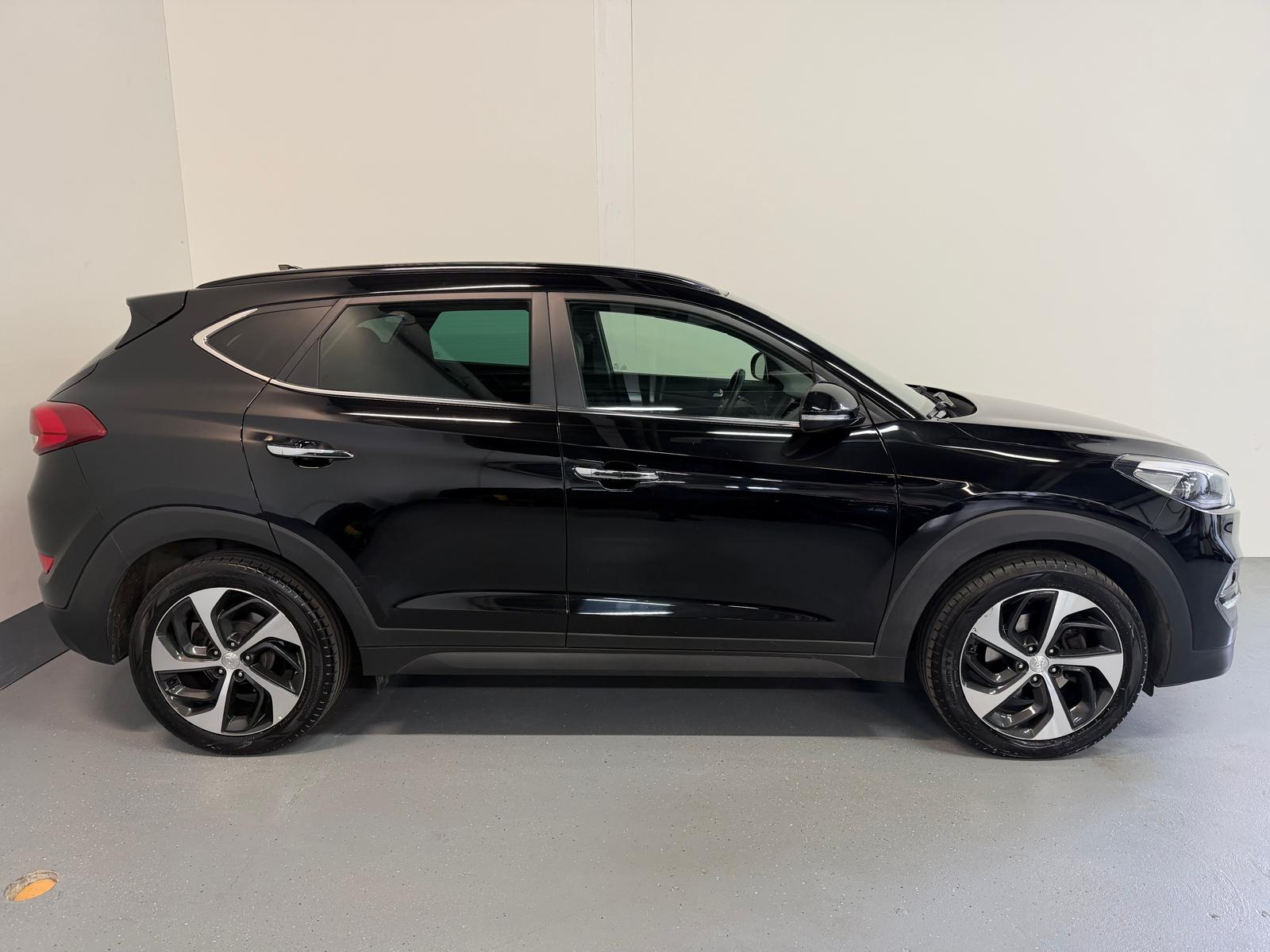 HYUNDAI Tucson 2.0 CRDI Vertex 4WD Automatic-image-5