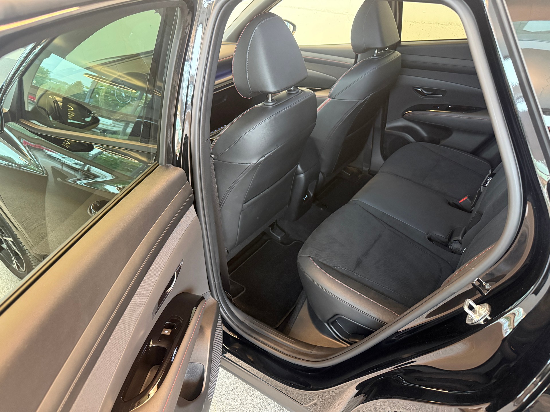HYUNDAI Tucson 1.6 TGDI PHEV N-Line 4WD-image-8