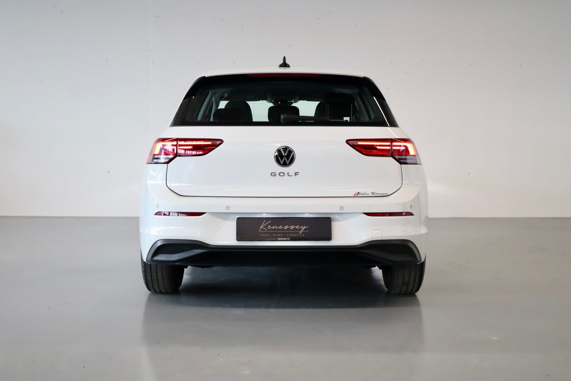 VW Golf 1.0 TSI Value-showroom-element-2