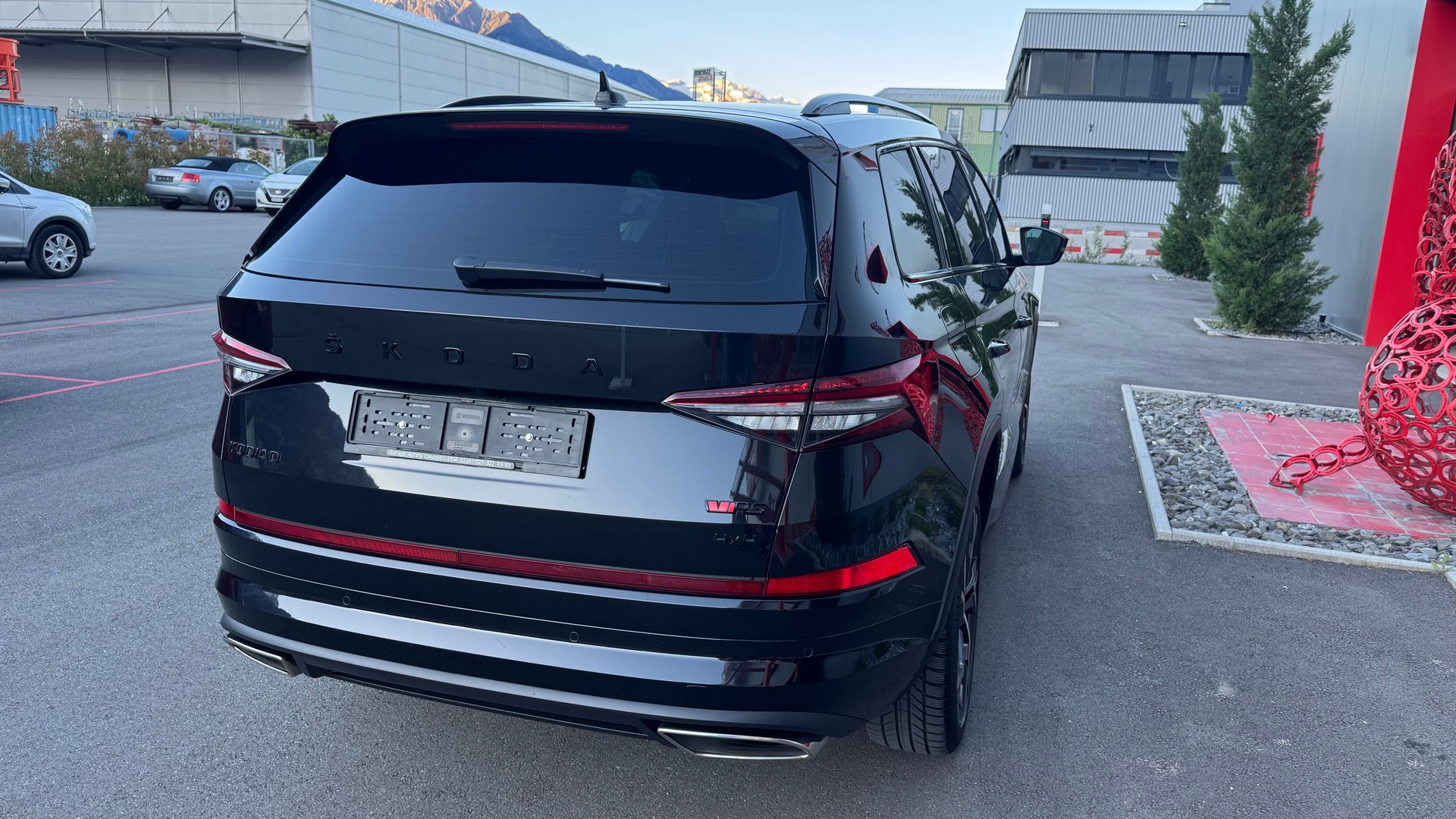 SKODA Kodiaq 2.0 TSI 4x4 RS-image-6
