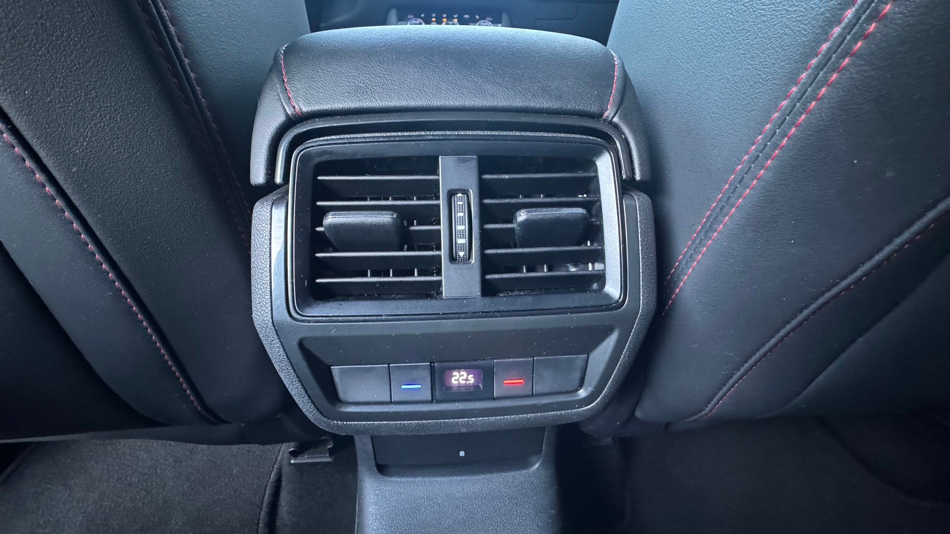 SKODA Kodiaq 2.0 TSI 4x4 RS-image-21