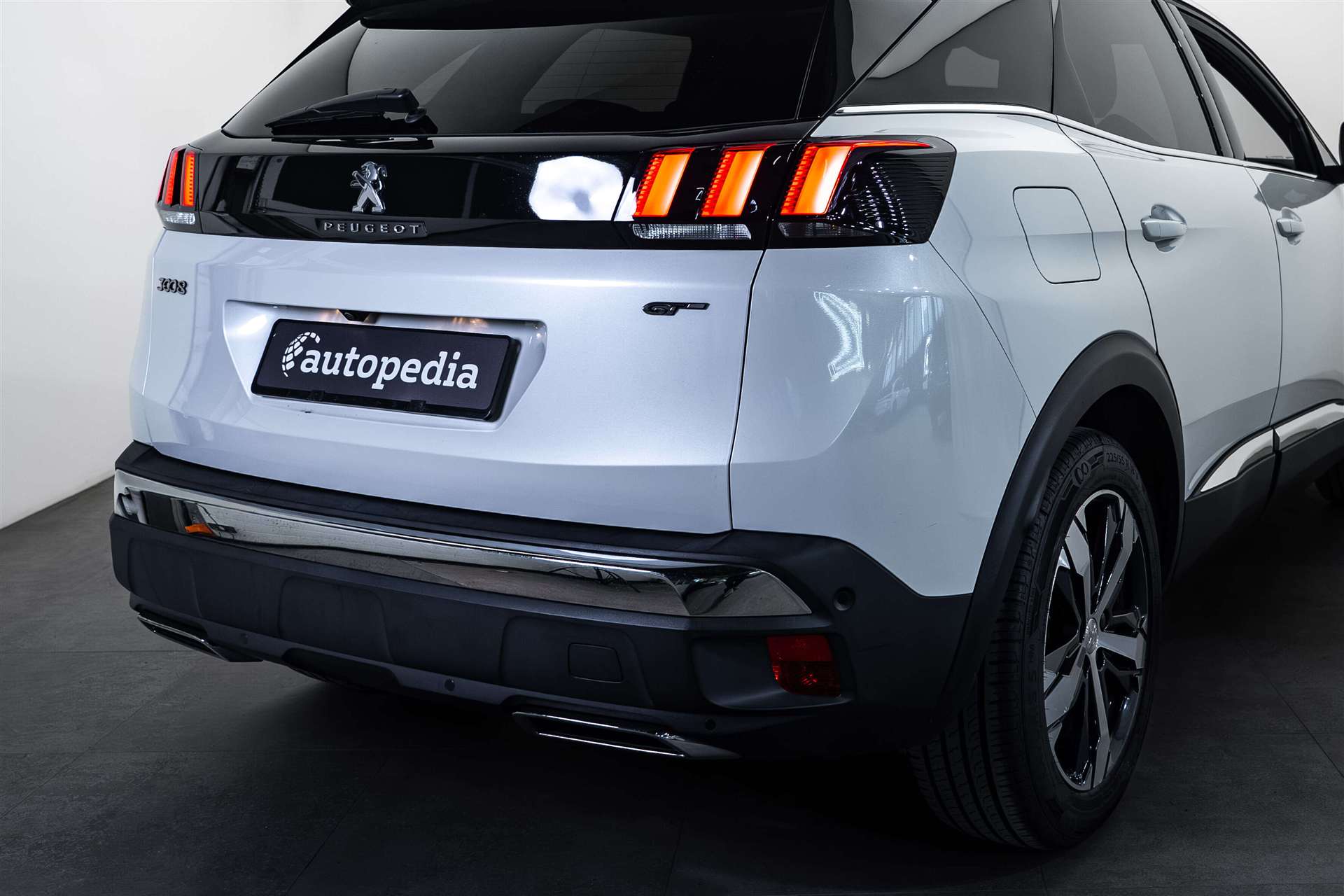PEUGEOT 3008 2.0 BlueHDi GT EAT-showroom-element-3