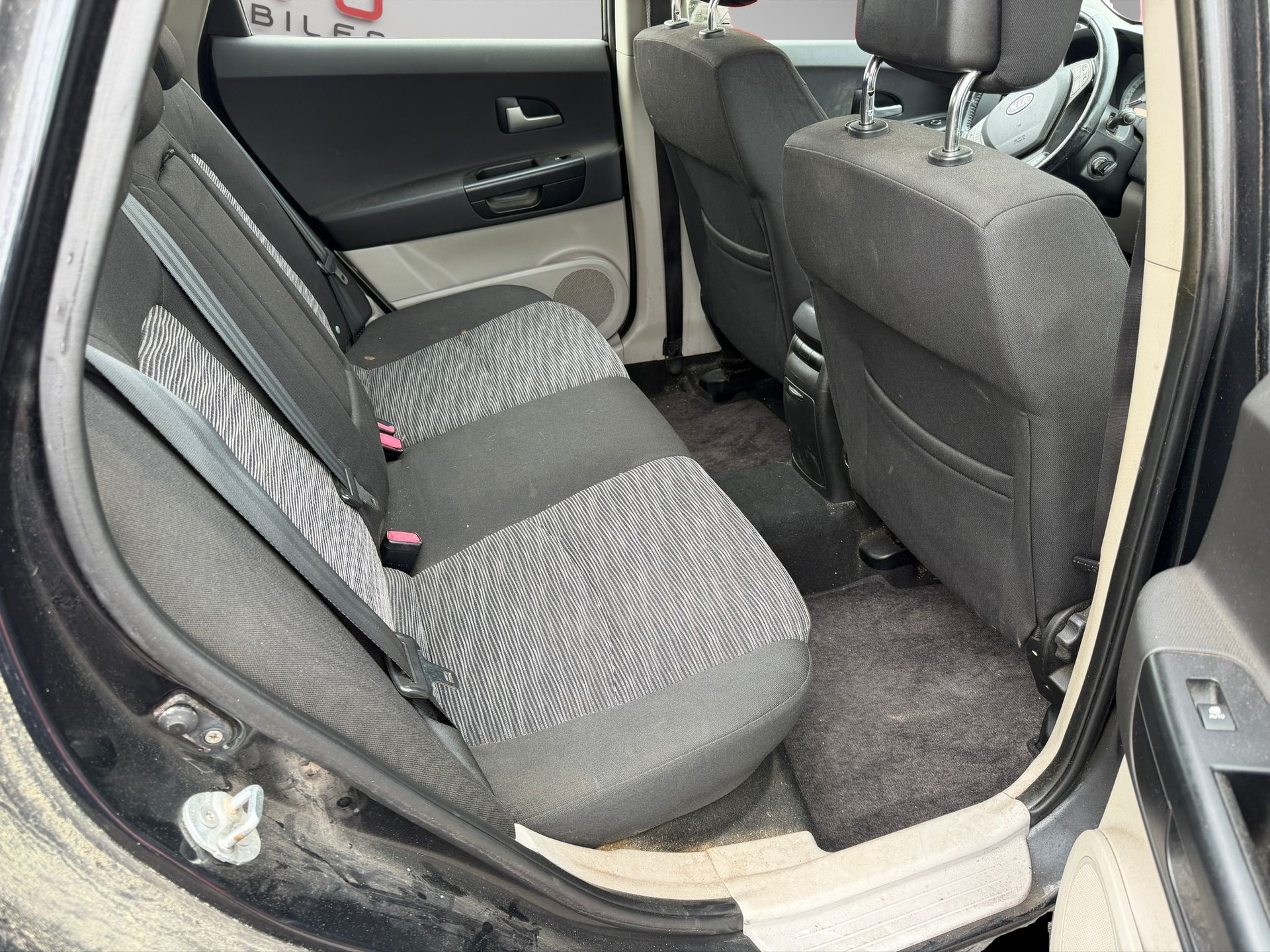 KIA Cee'd 1.6 16V Trend-image-10
