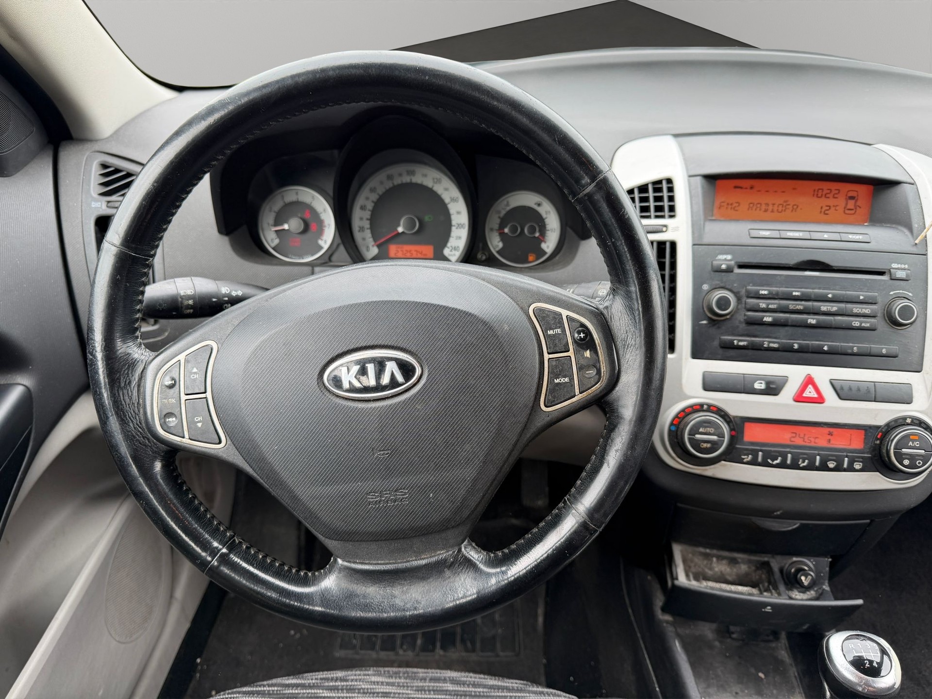 KIA Cee'd 1.6 16V Trend-image-7