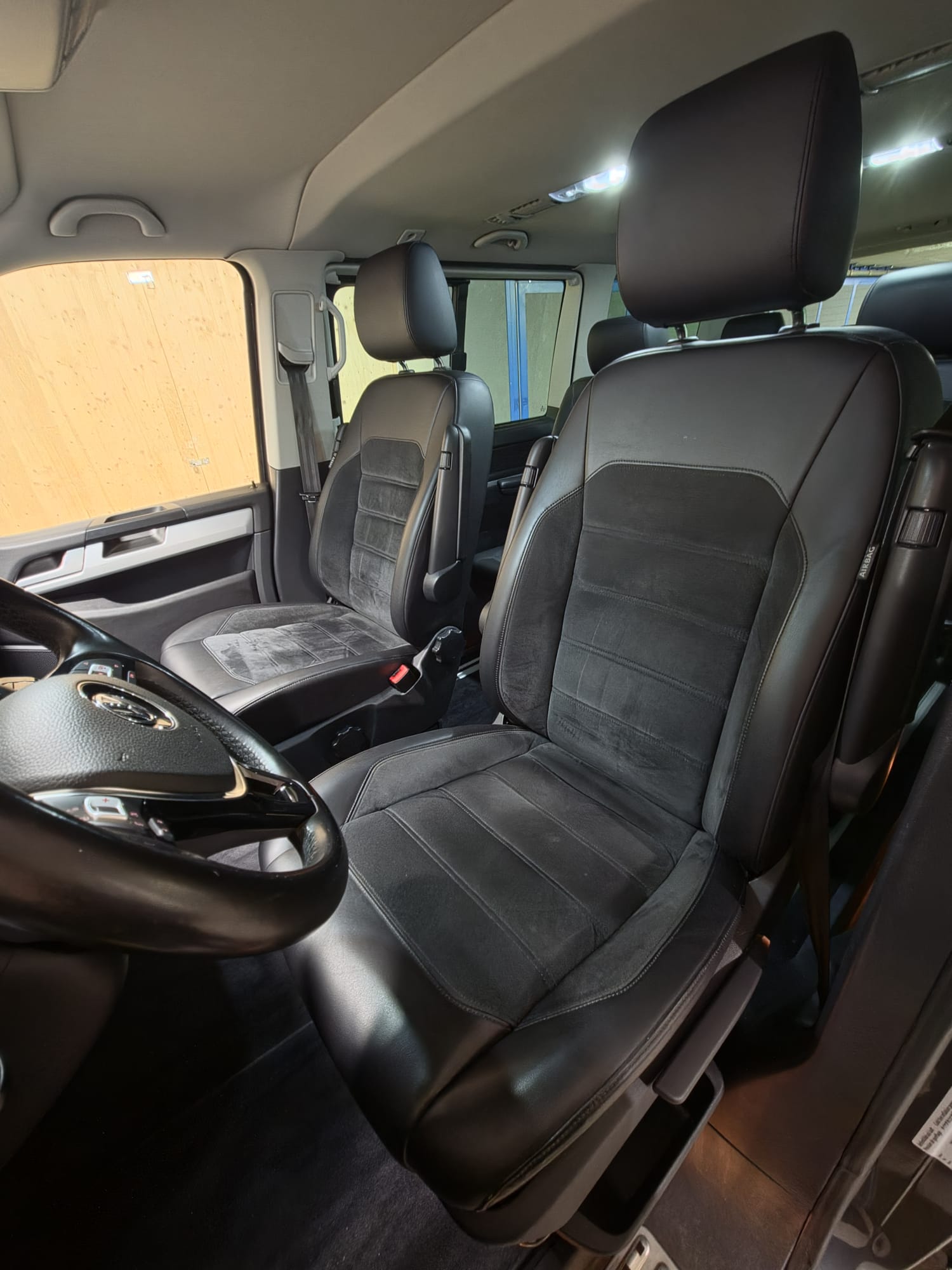 VW T6 Multivan 2.0 Bi-TDI Highline 4Motion-image-17