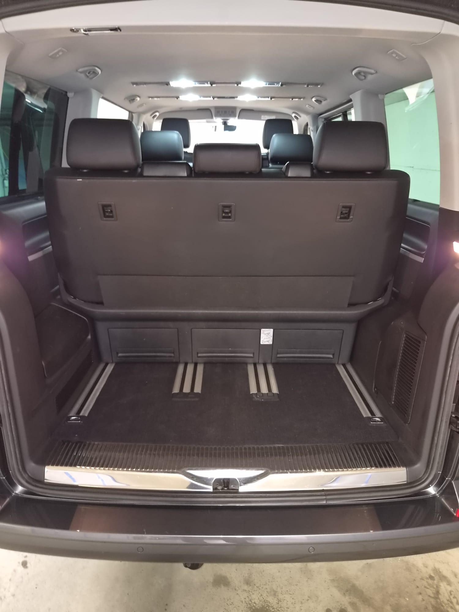 VW T6 Multivan 2.0 Bi-TDI Highline 4Motion-image-24