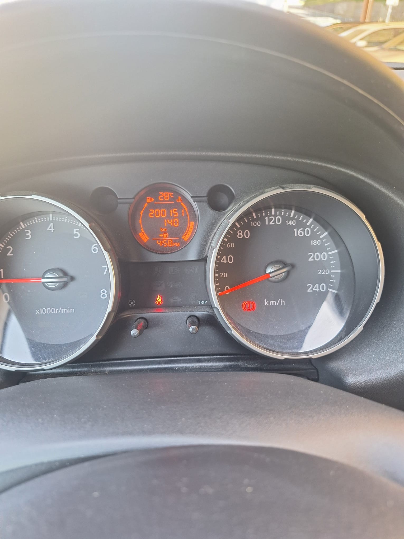 NISSAN Qashqai 2.0 4WD visia-image-13