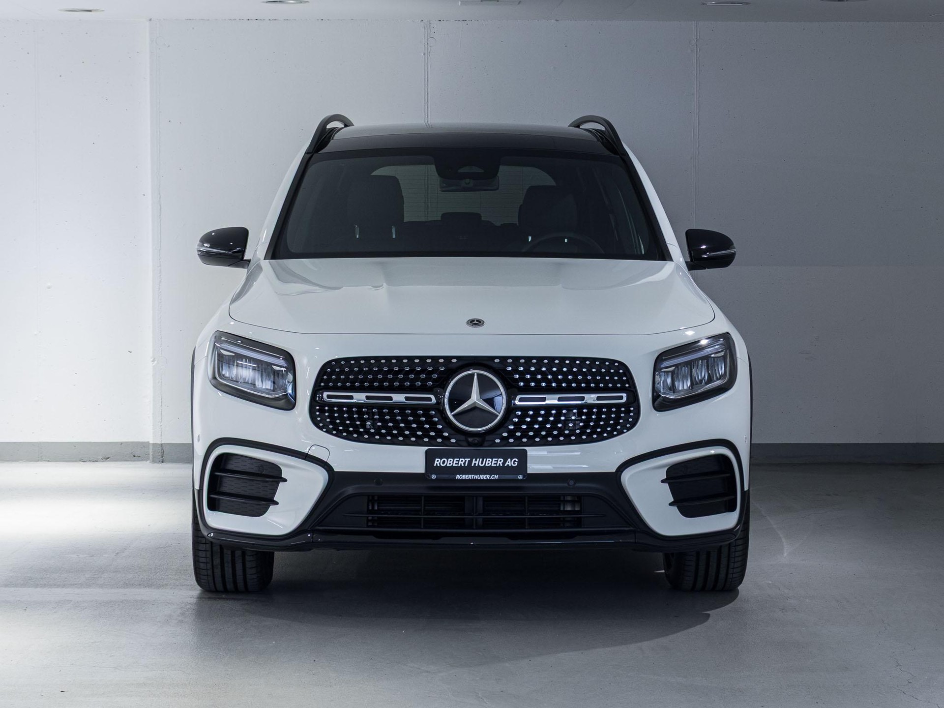 MERCEDES-BENZ GLB 220 4MATIC-image-2