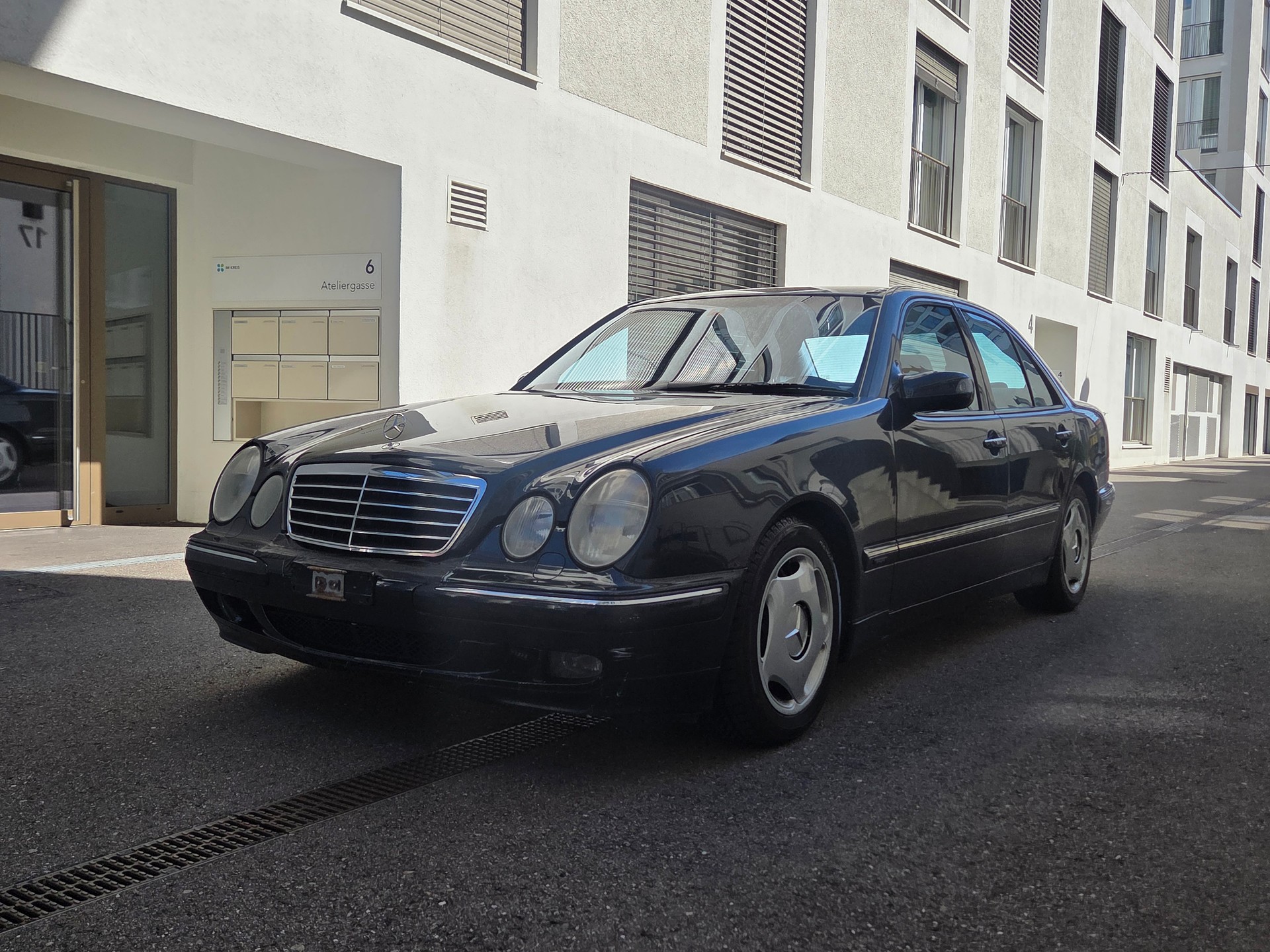 MERCEDES-BENZ E 320 Avantgarde Automatic
