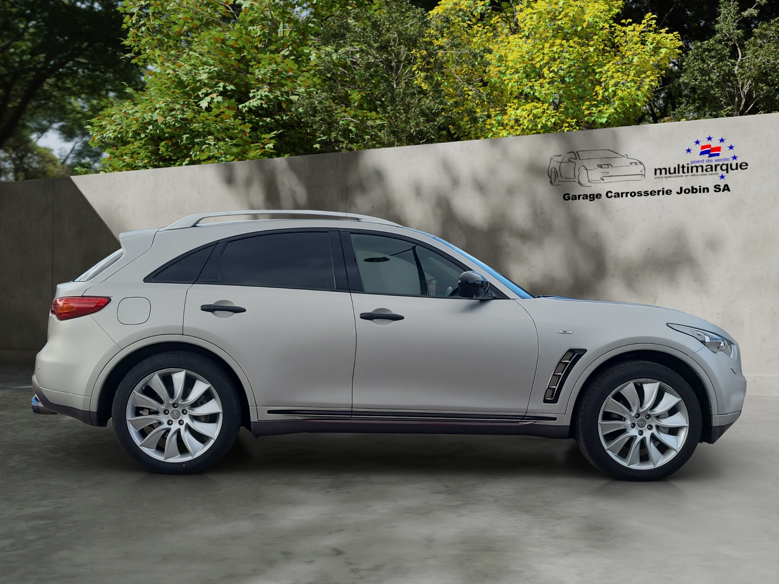 INFINITI FX50 S Premium AWD Automatic-image-11