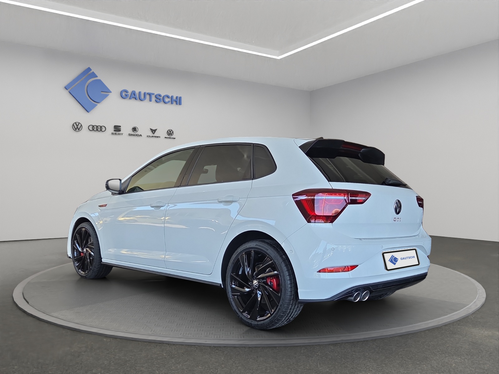 VW Polo 2.0 TSI GTI DSG-image-2