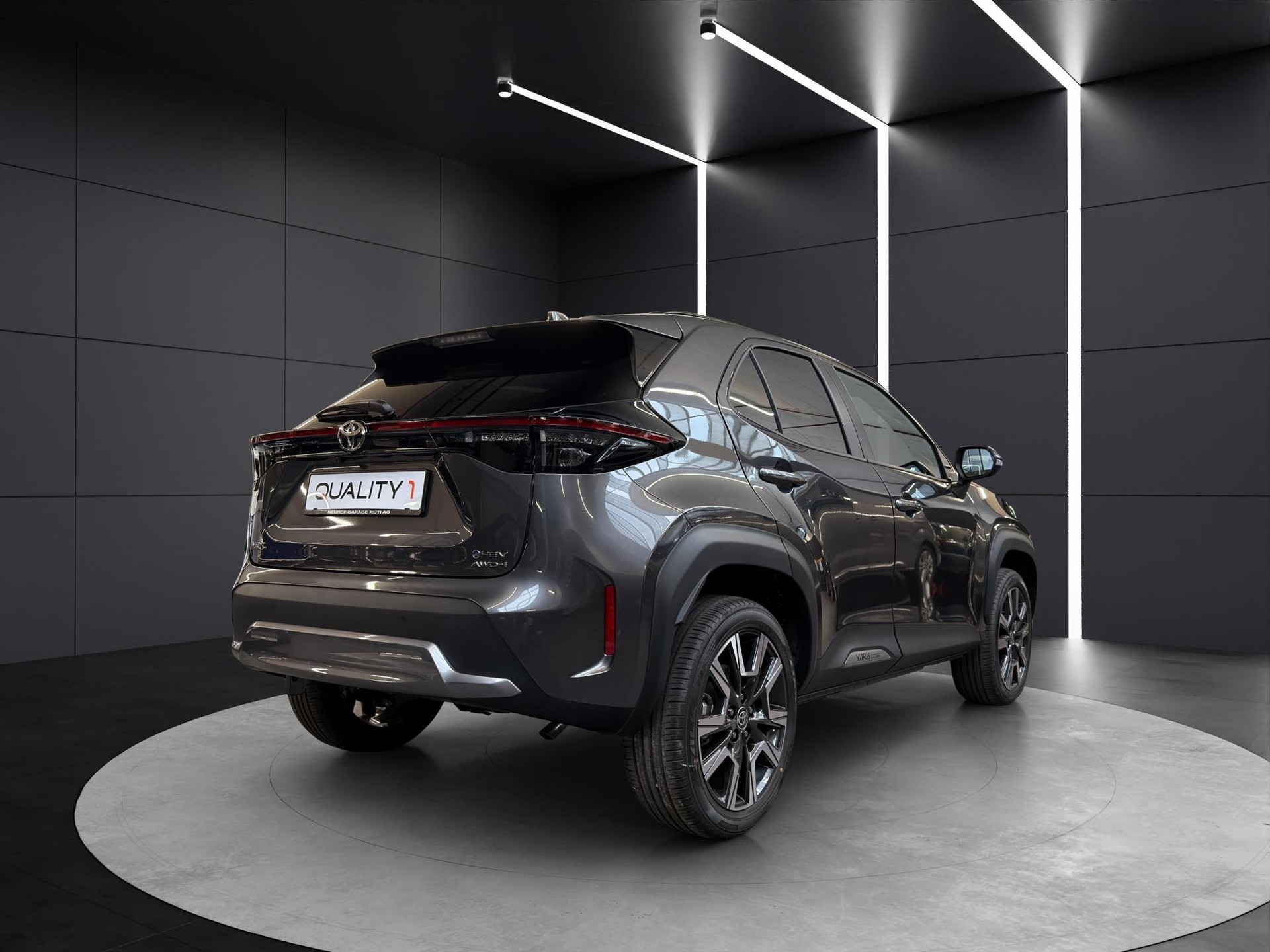 TOYOTA Yaris Cross 1.5 VVT-i HSD Premium AWD-i-image-4